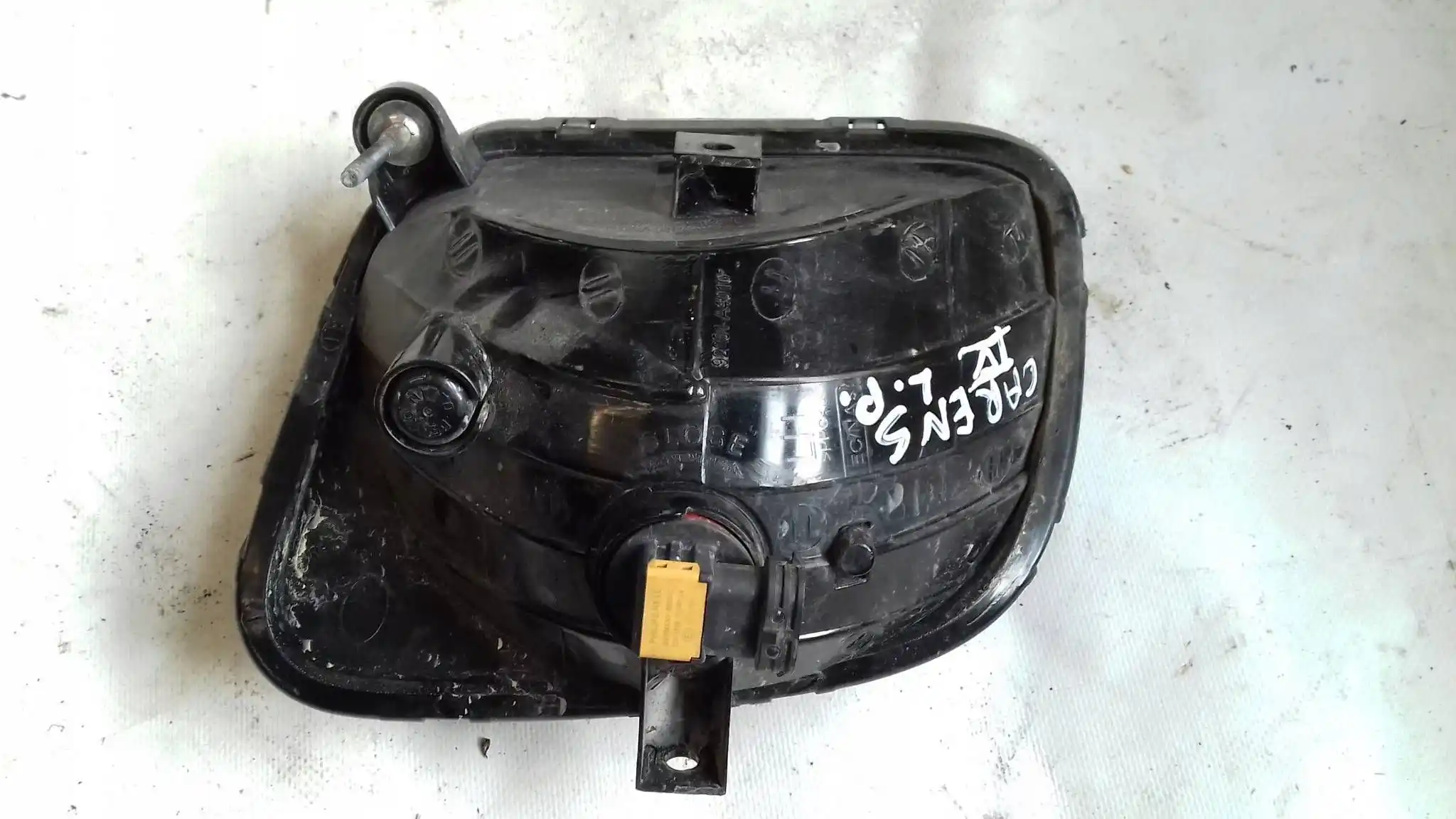 HALOGEN LEWY PRZÓD 92201A4010 KIA CARENS IV 13-