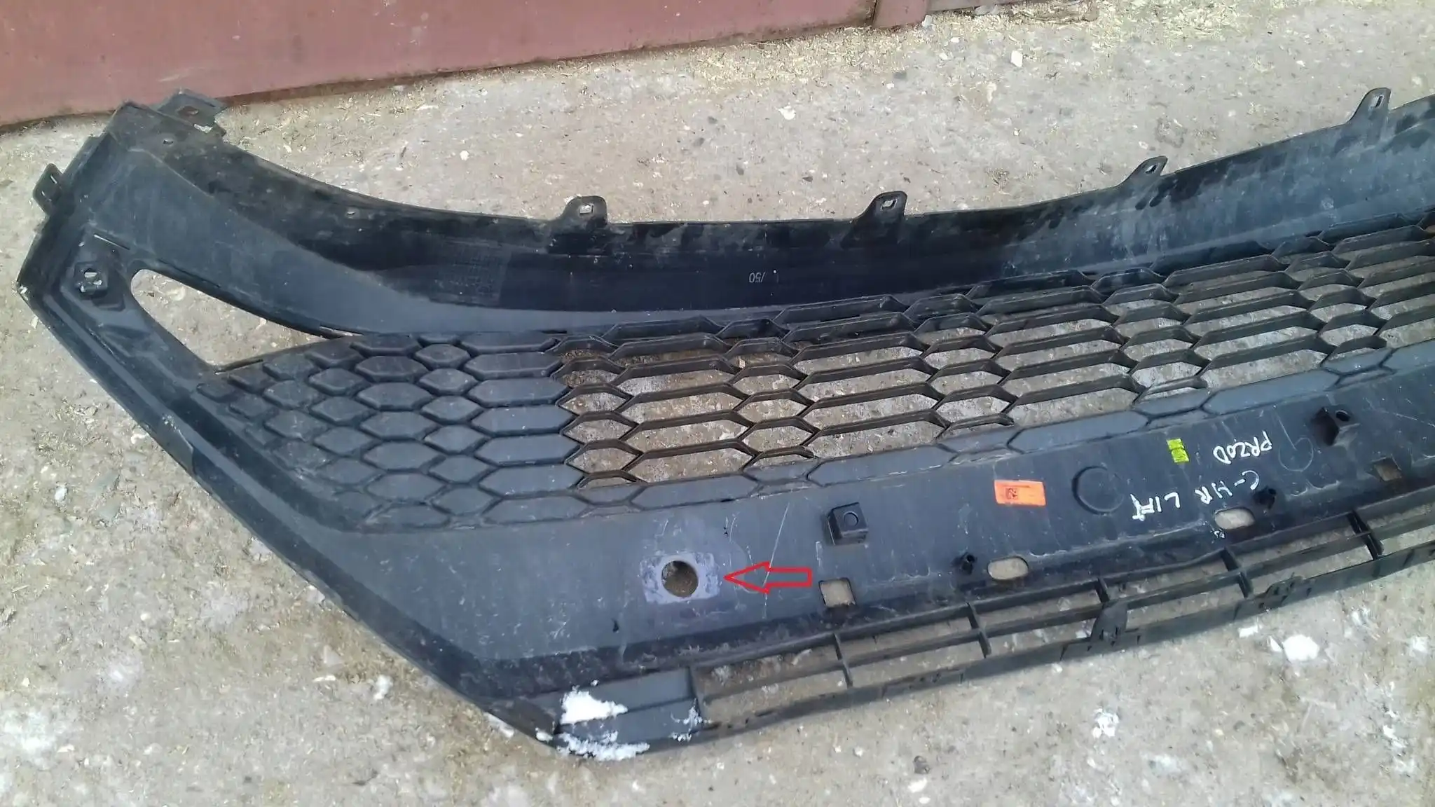 ATRAPA KRATKA ZDERZAKA PRZÓD 52129F4110 TOYOTA C-HR I LIFT 19-