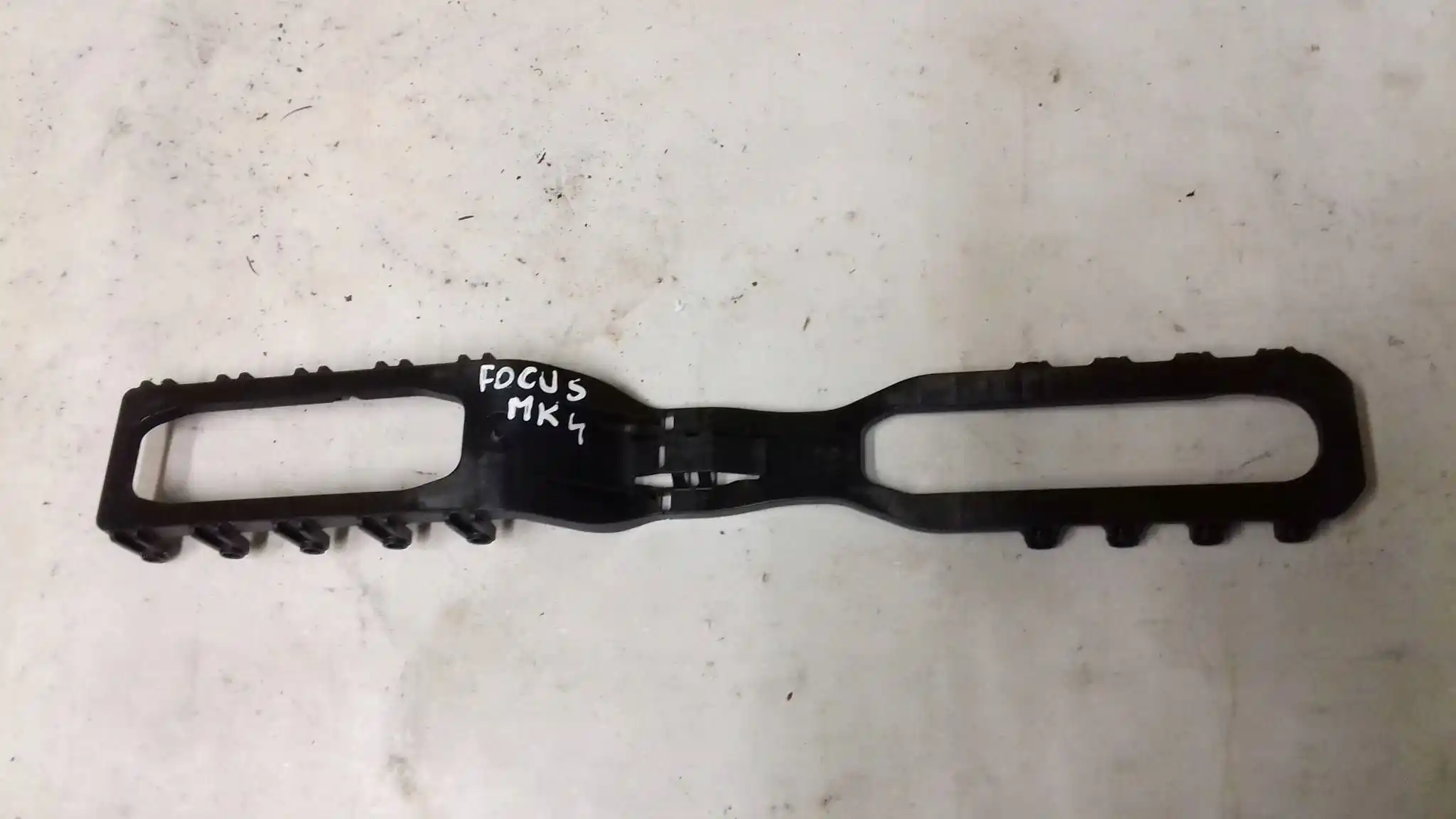 ŁĄCZNIK ŻALUZJI KIEROWNICY POWIETRZA JX6B8472A FORD FOCUS MK4 18-