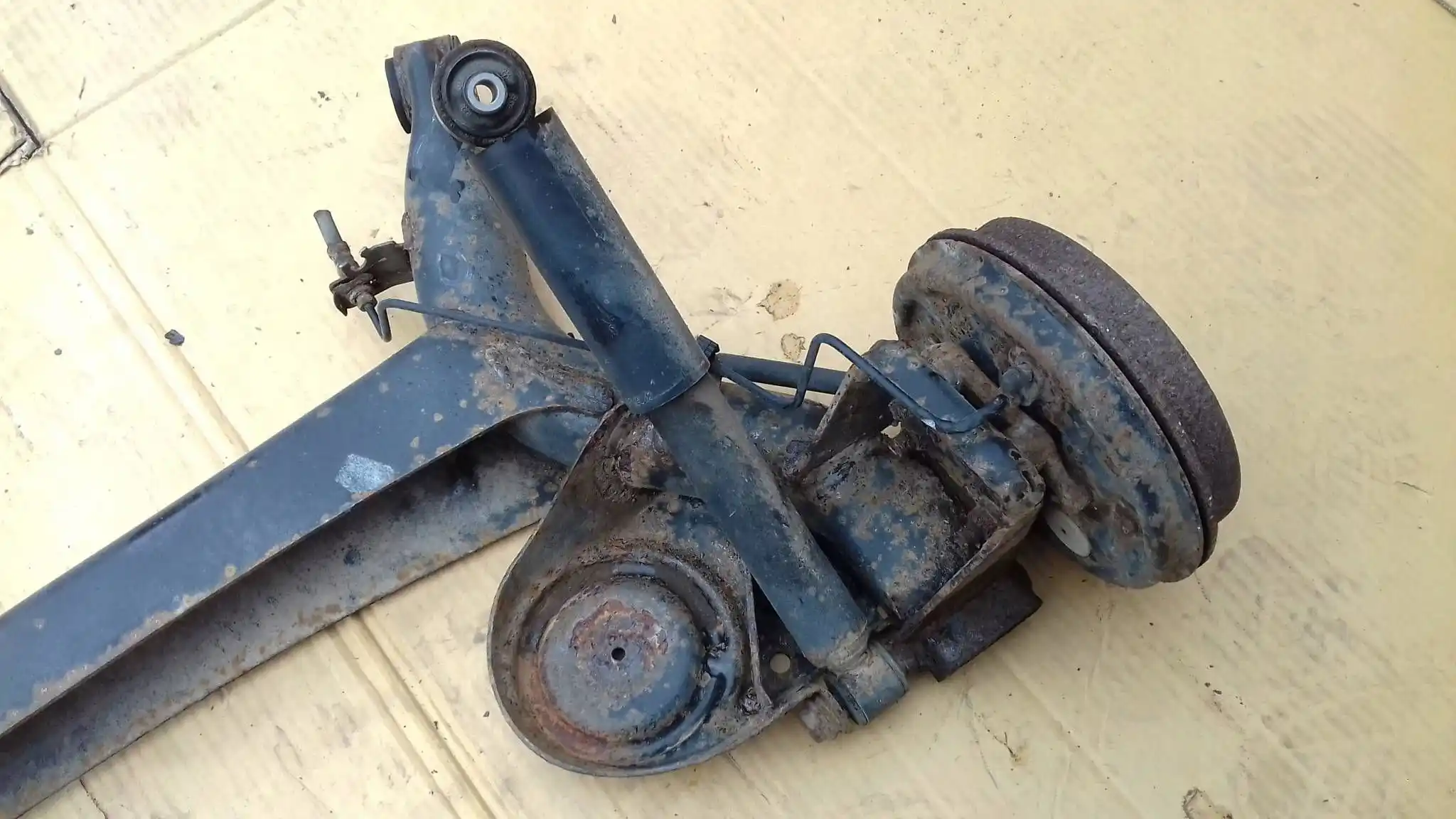 BELKA SANKI ZAWIESZENIA OŚ TYŁ TYLNA FIAT PANDA II 03-