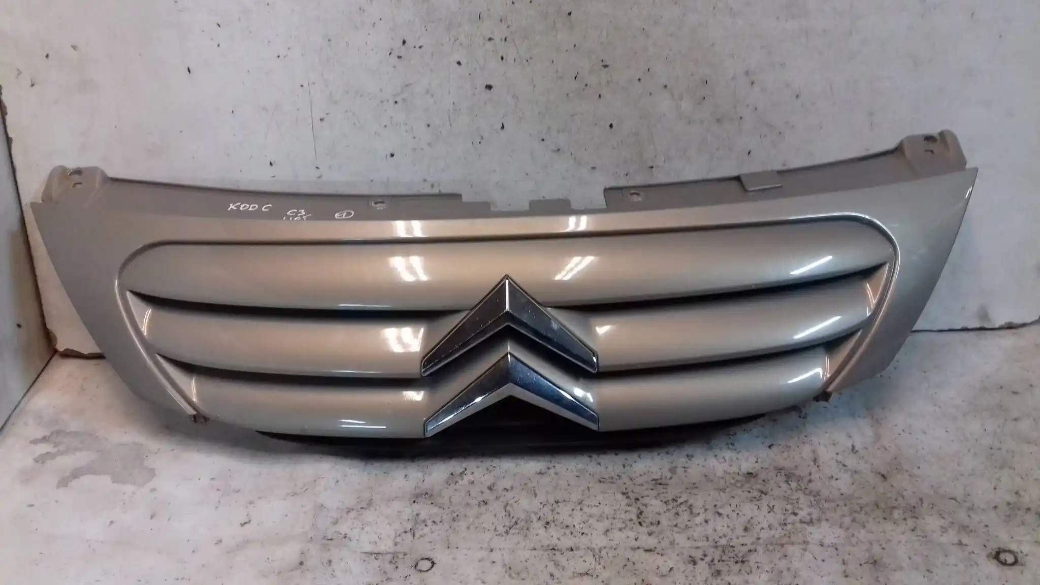 GRILL ATRAPA CHŁODNICY 9680094177 CITROEN C3 I LIFT 05-09 KDDC