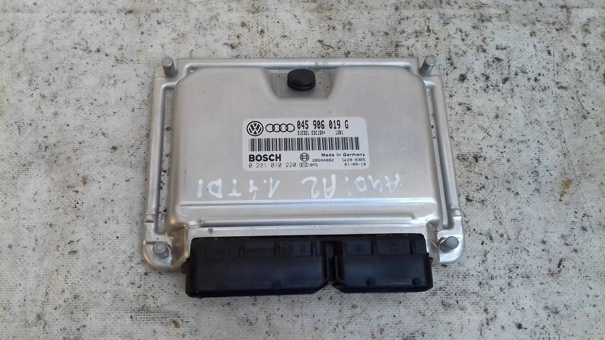 KOMPUTER STEROWNIK SILINIKA 045906019G 0281010220 AUDI A2 1.4 TDI 99-