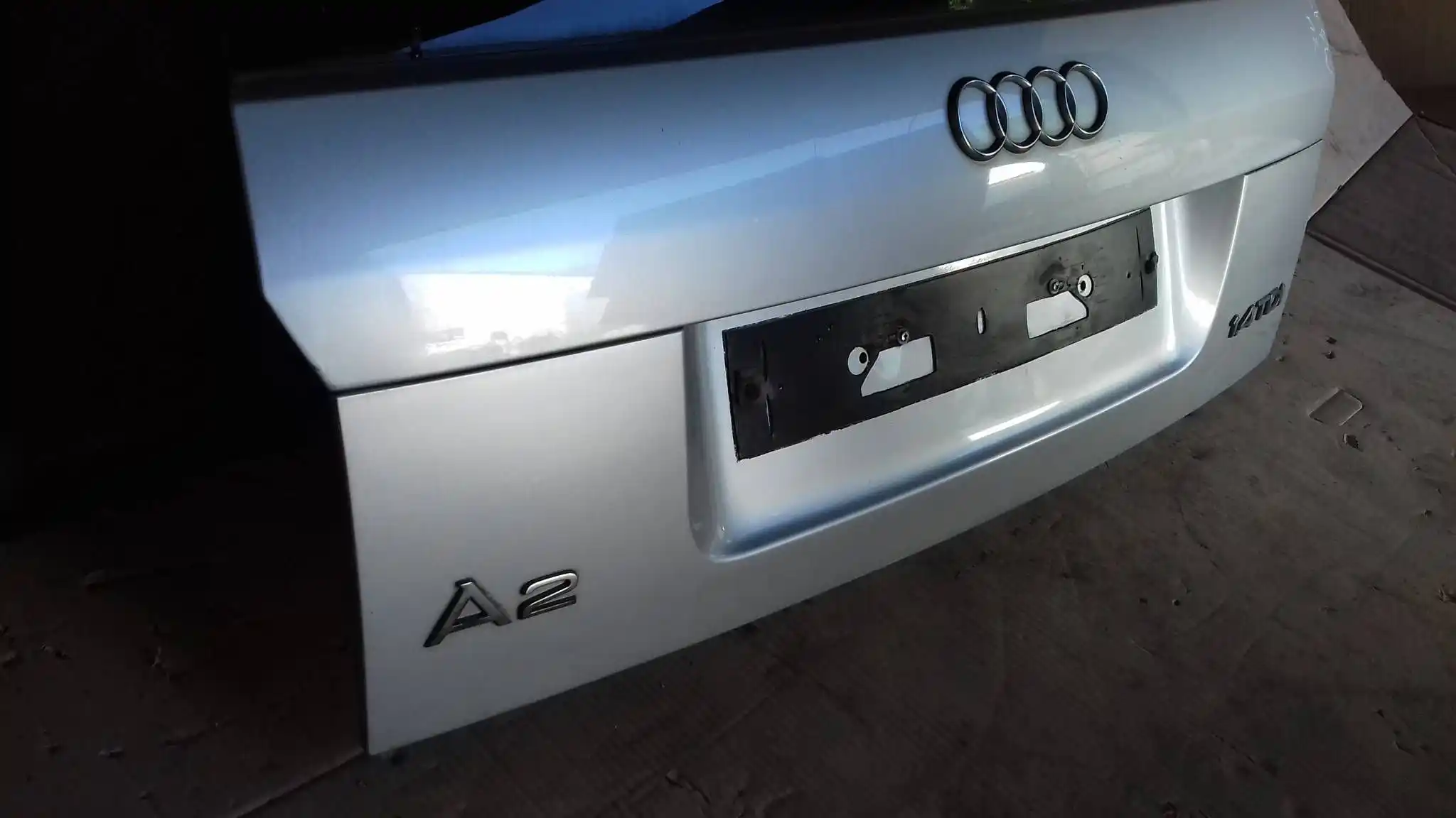 KLAPA TYŁ TYLNA AUDI A2 99- (KOD LAKIERU LY7W)