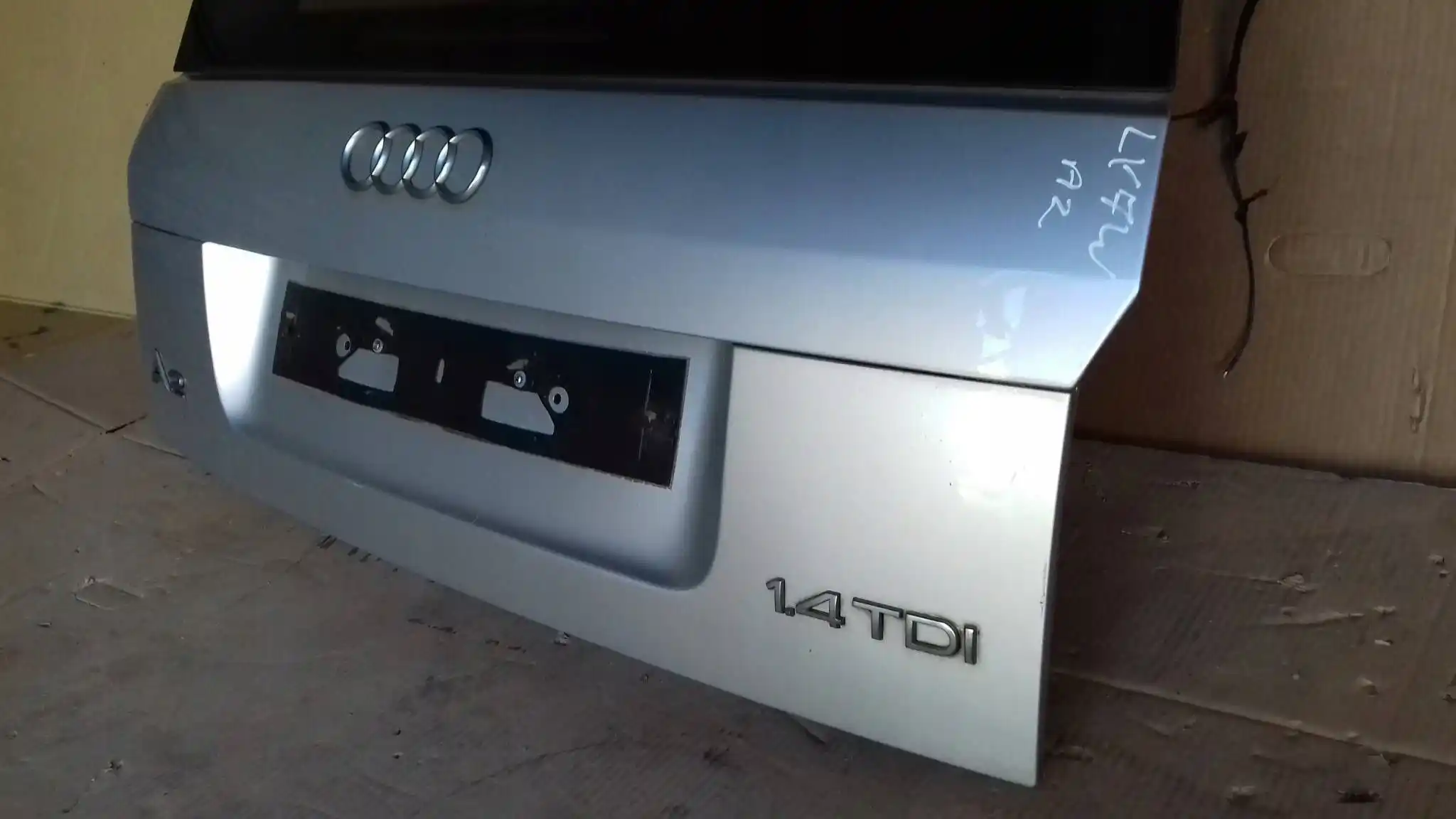KLAPA TYŁ TYLNA AUDI A2 99- (KOD LAKIERU LY7W)