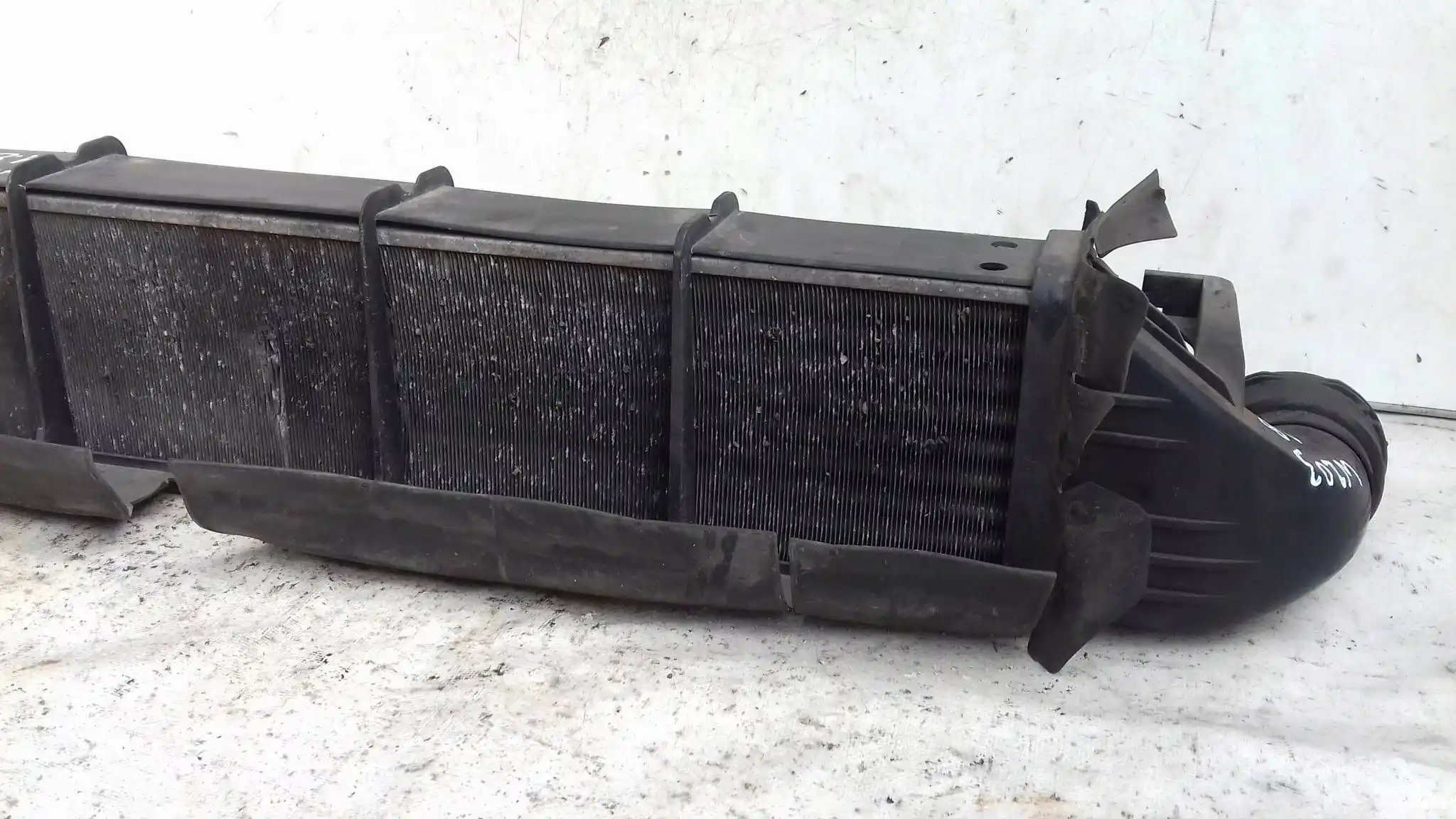 INTERCOOLER CHŁODNICA A2035000000 MERCEDES C-KLASA W203 1.8 KOMPRESOR 00-