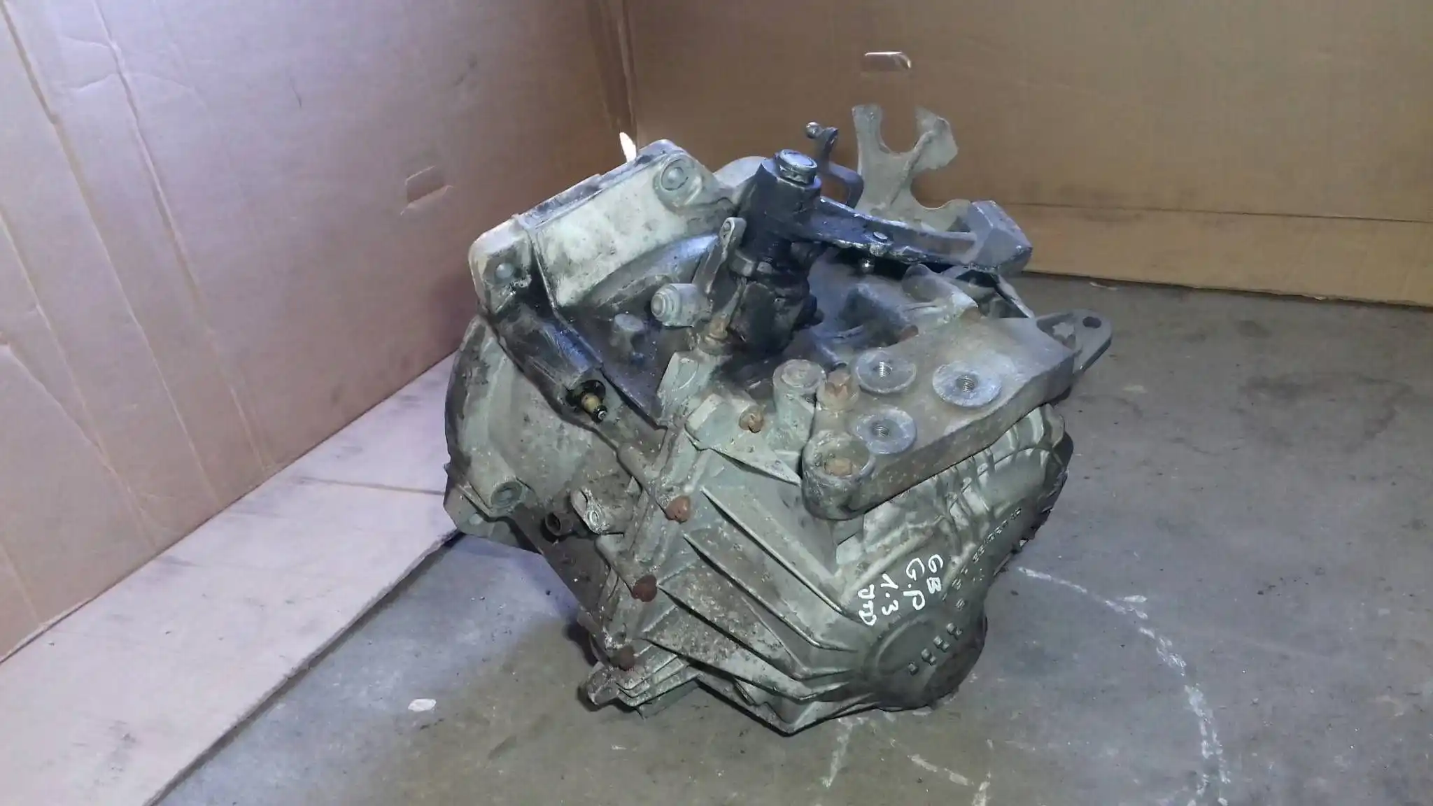 SKRZYNIA BIEGÓW FGP 55199621 6 BIEGÓW FIAT GRANDE PUNTO 1.3 JTD 05-