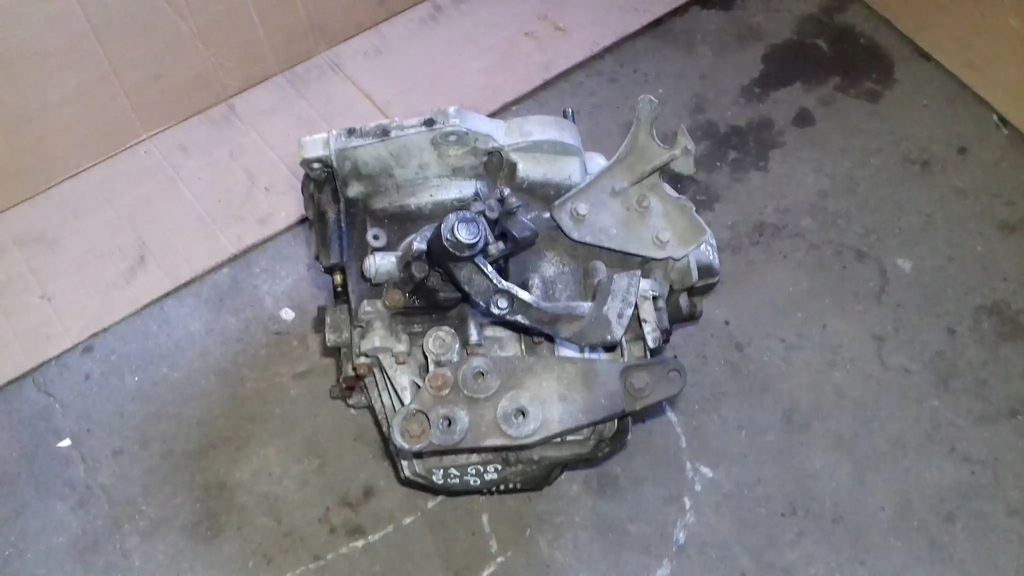 SKRZYNIA BIEGÓW FGP 55199621 6 BIEGÓW FIAT GRANDE PUNTO 1.3 JTD 05-