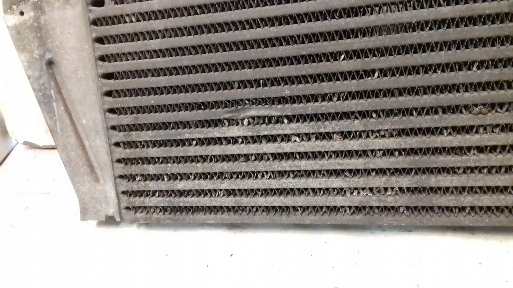 CHŁODNICA INTERCOOLER RENAULT SCENIC II 2.0 16V TURBO 03-