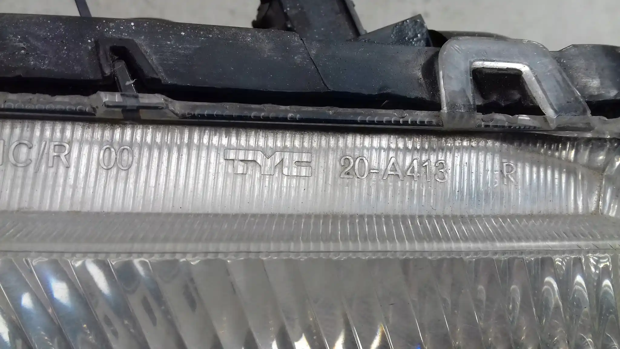 LAMPA PRAWY PRZÓD PRZEDNIA TYC CITROEN C2 03-09