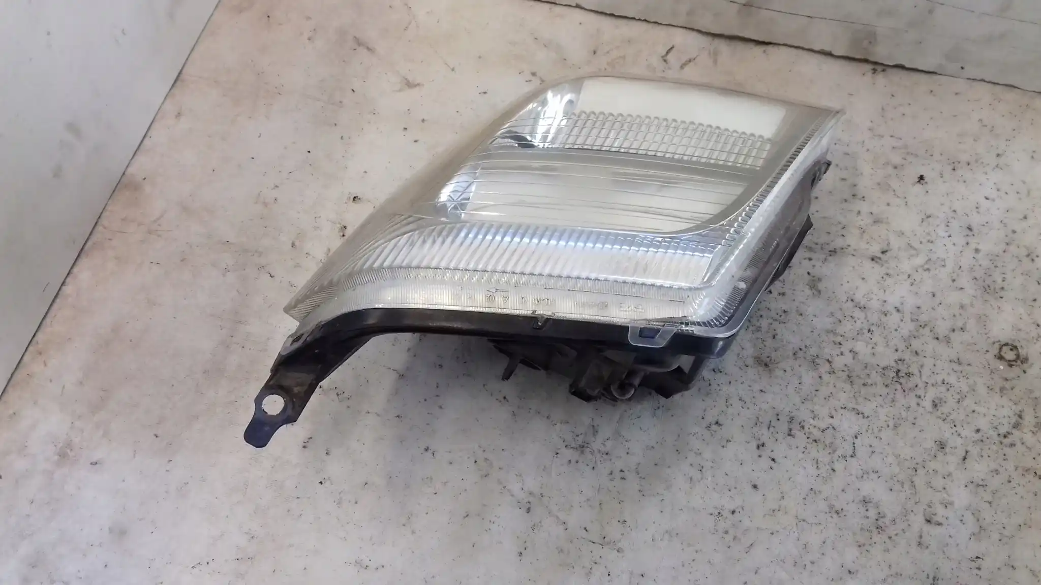 LAMPA LEWY PRZÓD PRZEDNIA TYC CITROEN C2 03-09