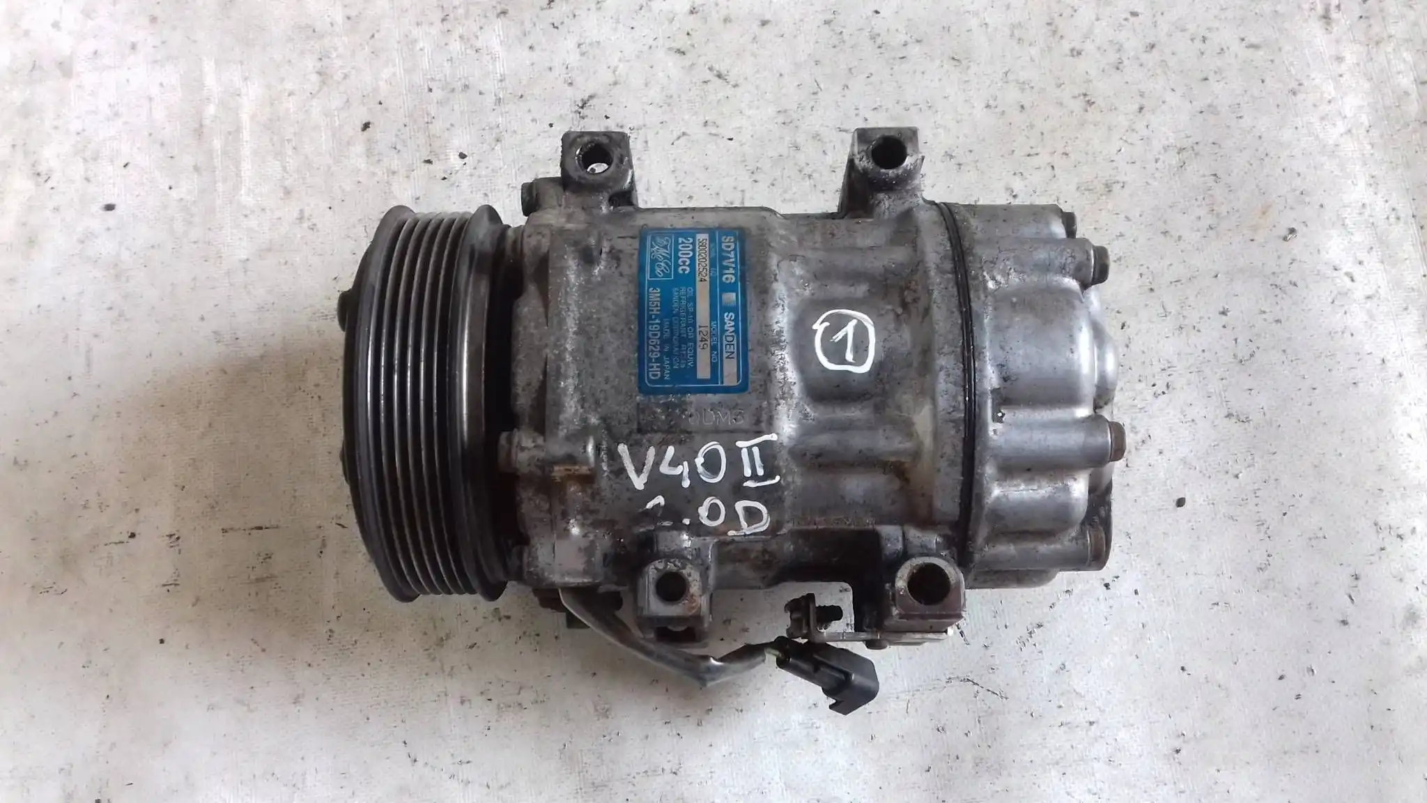 SPRĘŻARKA KOMPRESOR KLIMATYZACJI 3M5H19D629HD VOLVO S40 II V50 04- FORD