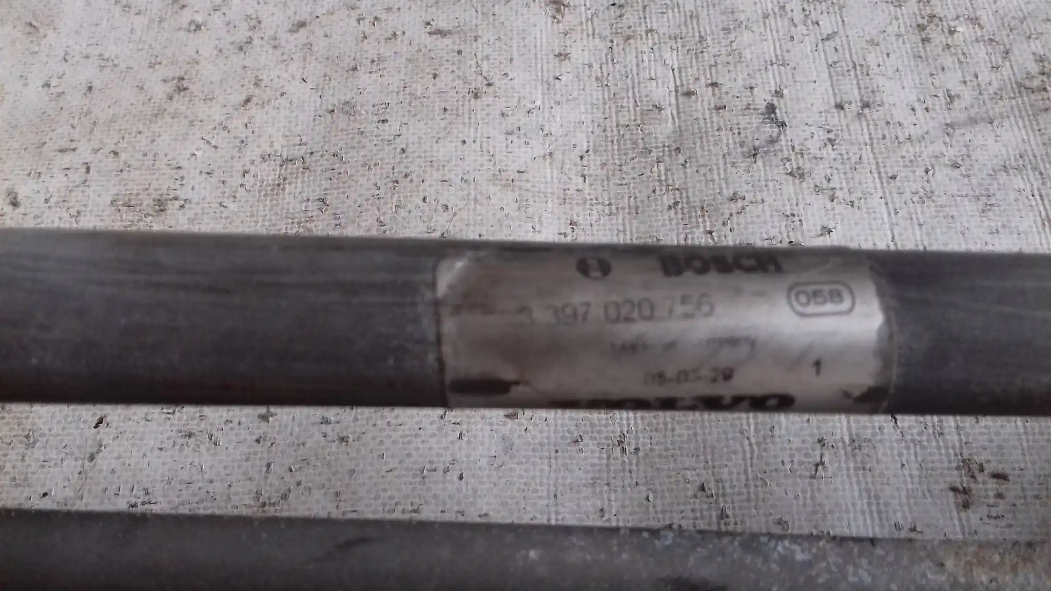 MECHANZM SILNICZEK 0390241924 WYCIERACZEK PRZÓD VOLVO S40 II V50 04-