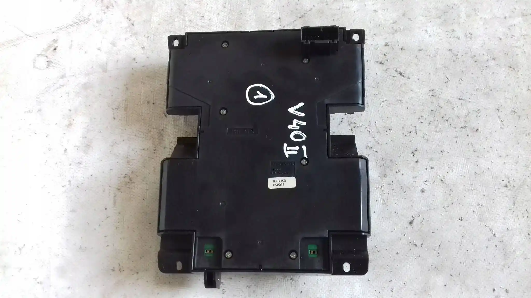 PANEL STEROWANIA NAWIEWU KLIMATYZACJI RADIA 8697153 VOLVO S40 II V50 04-