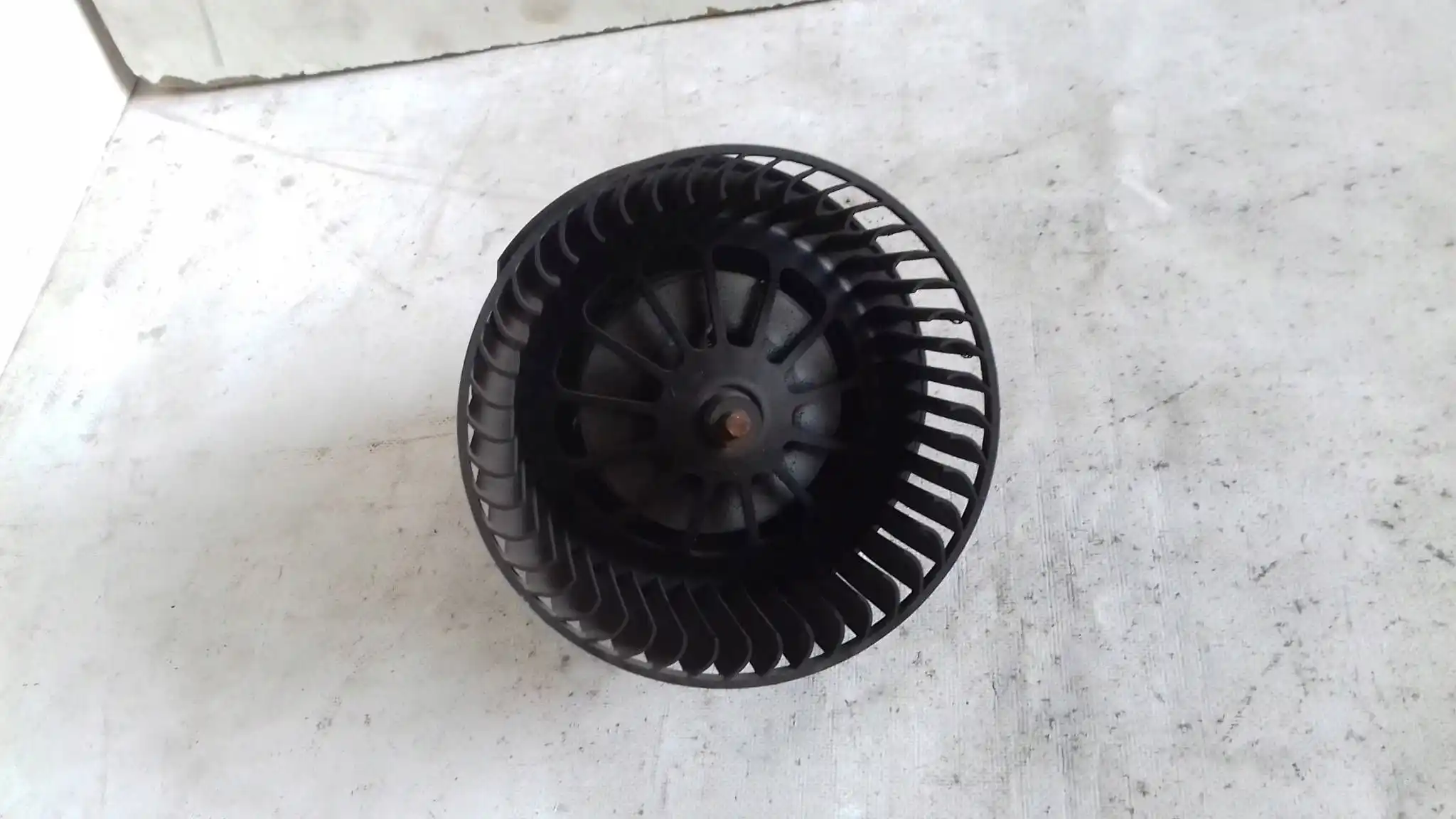 DMUCHAWA WENTYLATOR KABINOWY 4M5H18456CD VOLVO S40 II 04- FORD