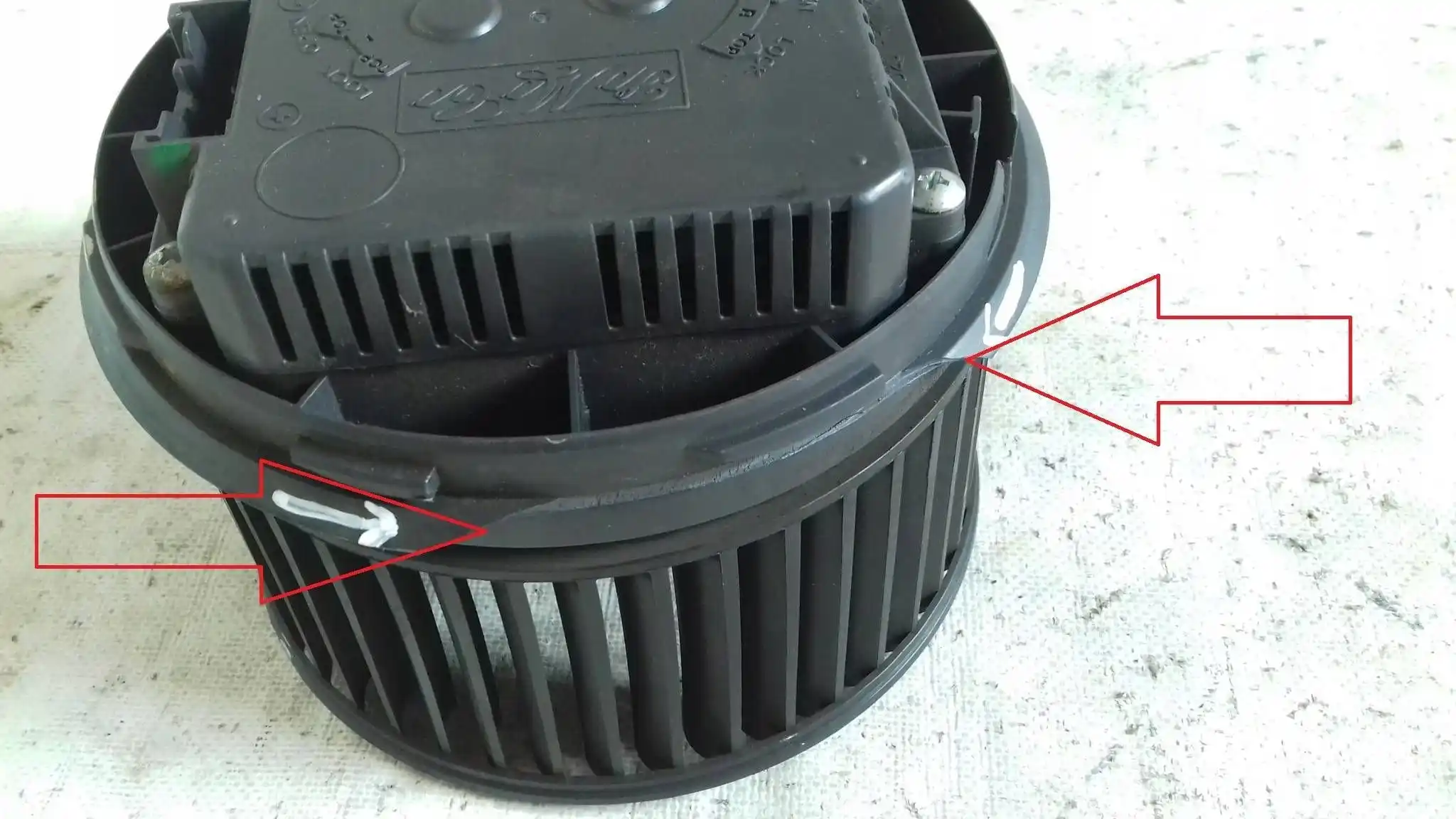 DMUCHAWA WENTYLATOR KABINOWY 4M5H18456CD VOLVO S40 II 04- FORD
