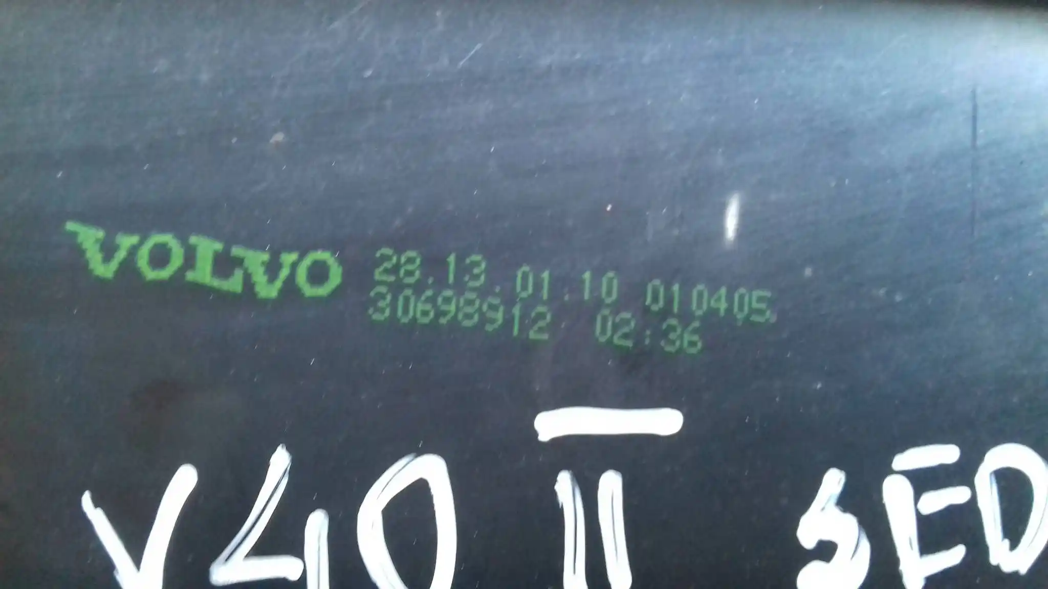 LAMPA LEWY TYŁ TYLNA 30698912 VOLVO S40 II 04-