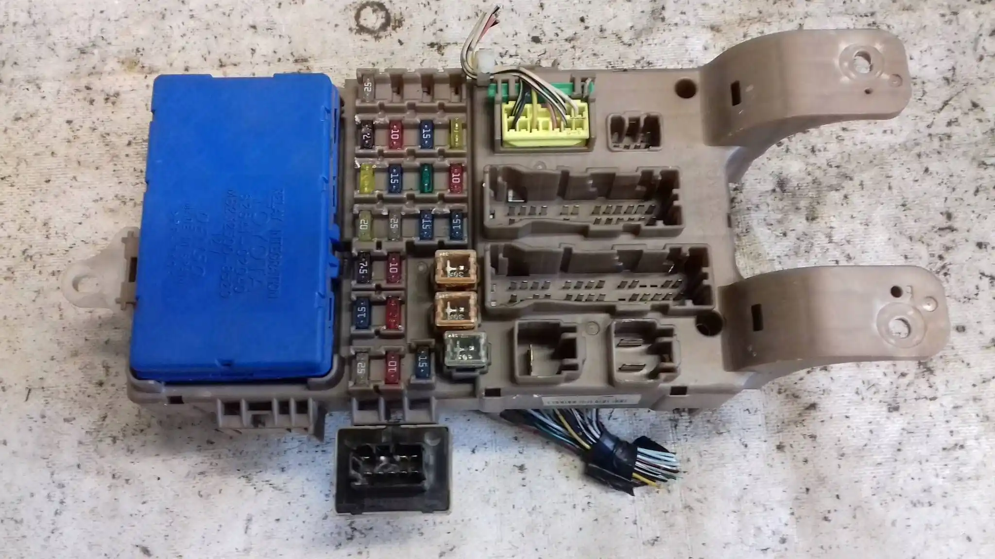 KOMPUTER 0261207411 ZESTAW IMMO TOYOTA COROLLA E12 1.4 VVTI 01-