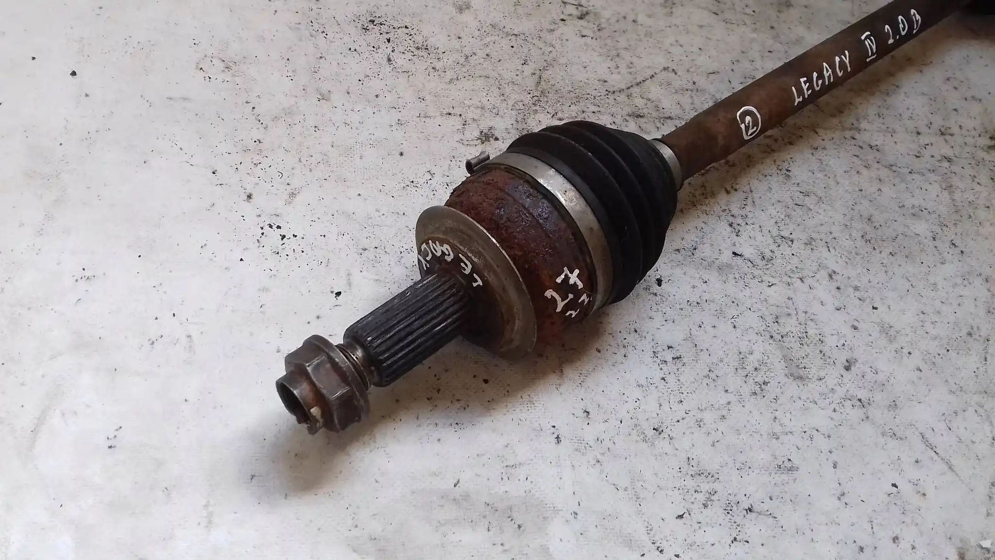 PÓŁOŚ PRZÓD PRZEDNIA 27/25 SUBARU LEGACY IV BL BP 2.0 16V 03-09