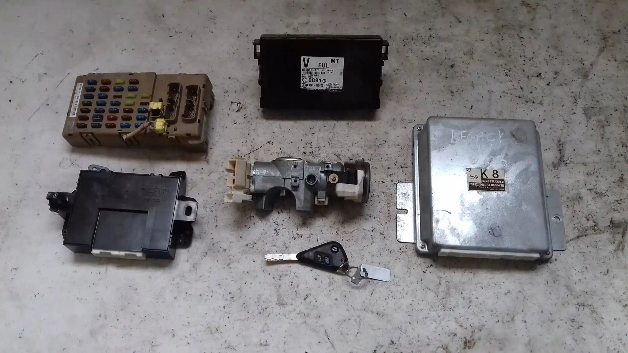 KOMPUTER 22611AK771 ZESTAW IMMO SUBARU LEGACY IV BL BP 2.0 16V 03-09