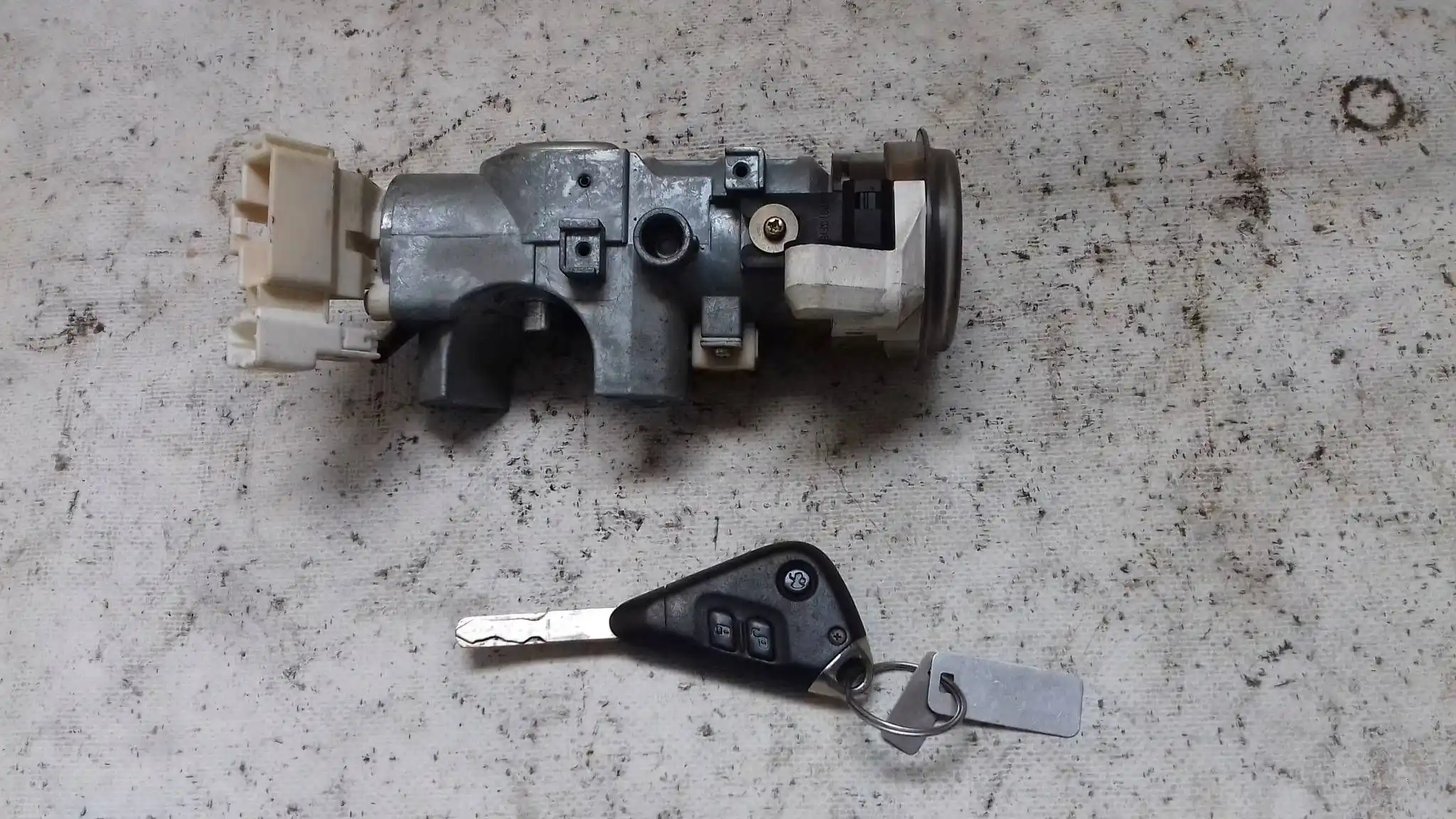 KOMPUTER 22611AK771 ZESTAW IMMO SUBARU LEGACY IV BL BP 2.0 16V 03-09