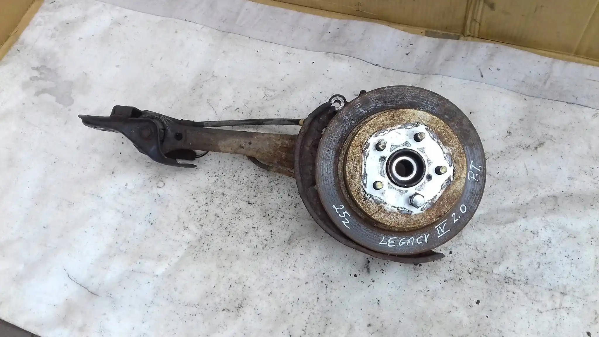 ZWROTNICA PRAWY TYŁ TYLNA SUBARU LEGACY IV BP KOMBI 2.0 16V 03-09