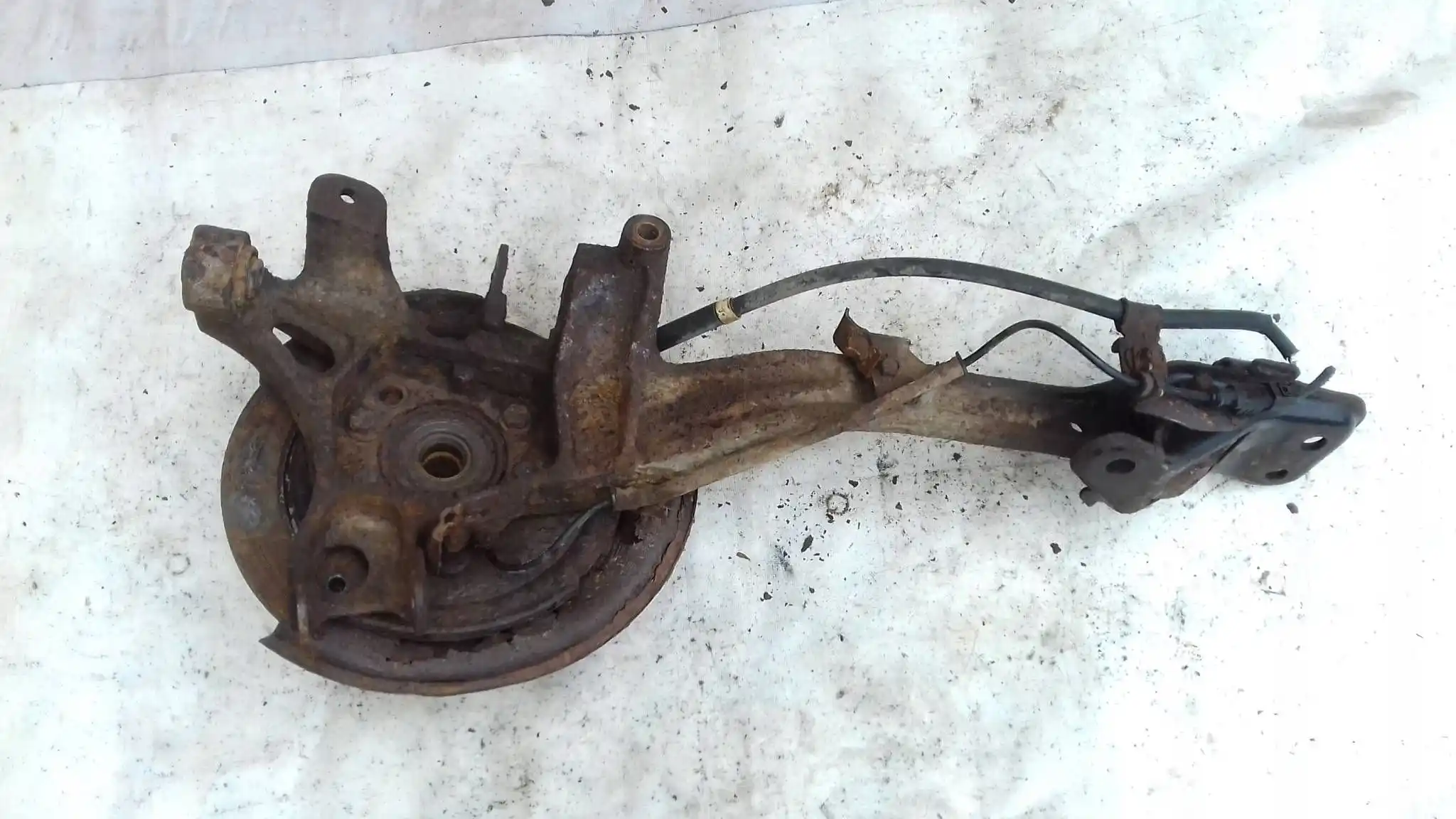ZWROTNICA PRAWY TYŁ TYLNA SUBARU LEGACY IV BP KOMBI 2.0 16V 03-09