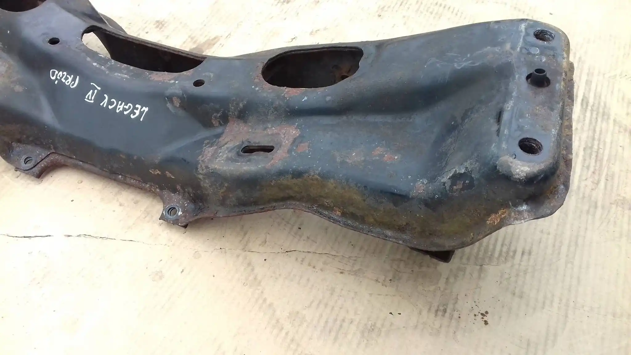 SANKI KOŁYSKA WÓZEK TRAWERS PRZÓD SUBARU LEGACY IV BL BP 2.0 16V 03-09