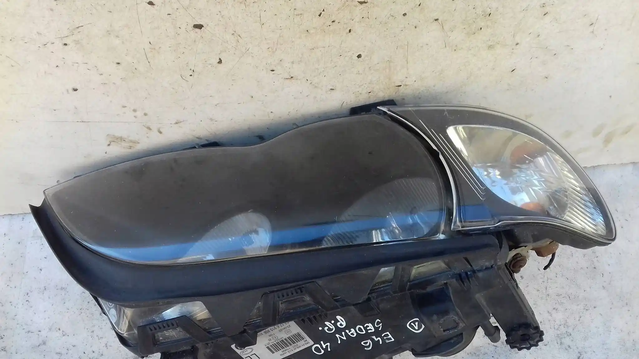 LAMPA PRAWY PRZÓD PRZEDNIA 6910956 BMW 3 E46 LIFT 01-05
