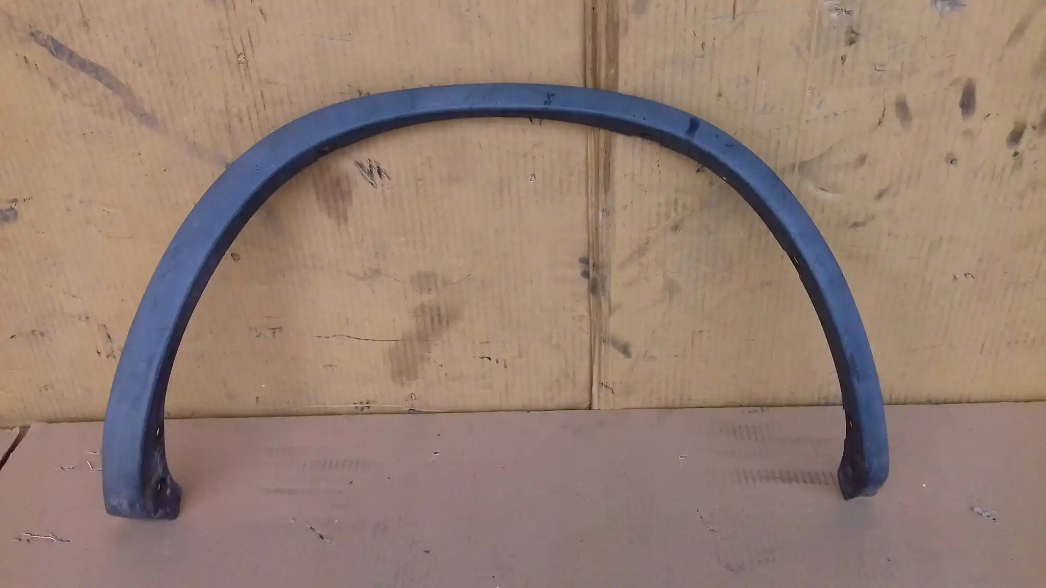 LISTWA BŁOTNIKA PRAWY PRZÓD 7751180G0 SUZUKI IGNIS 00-06