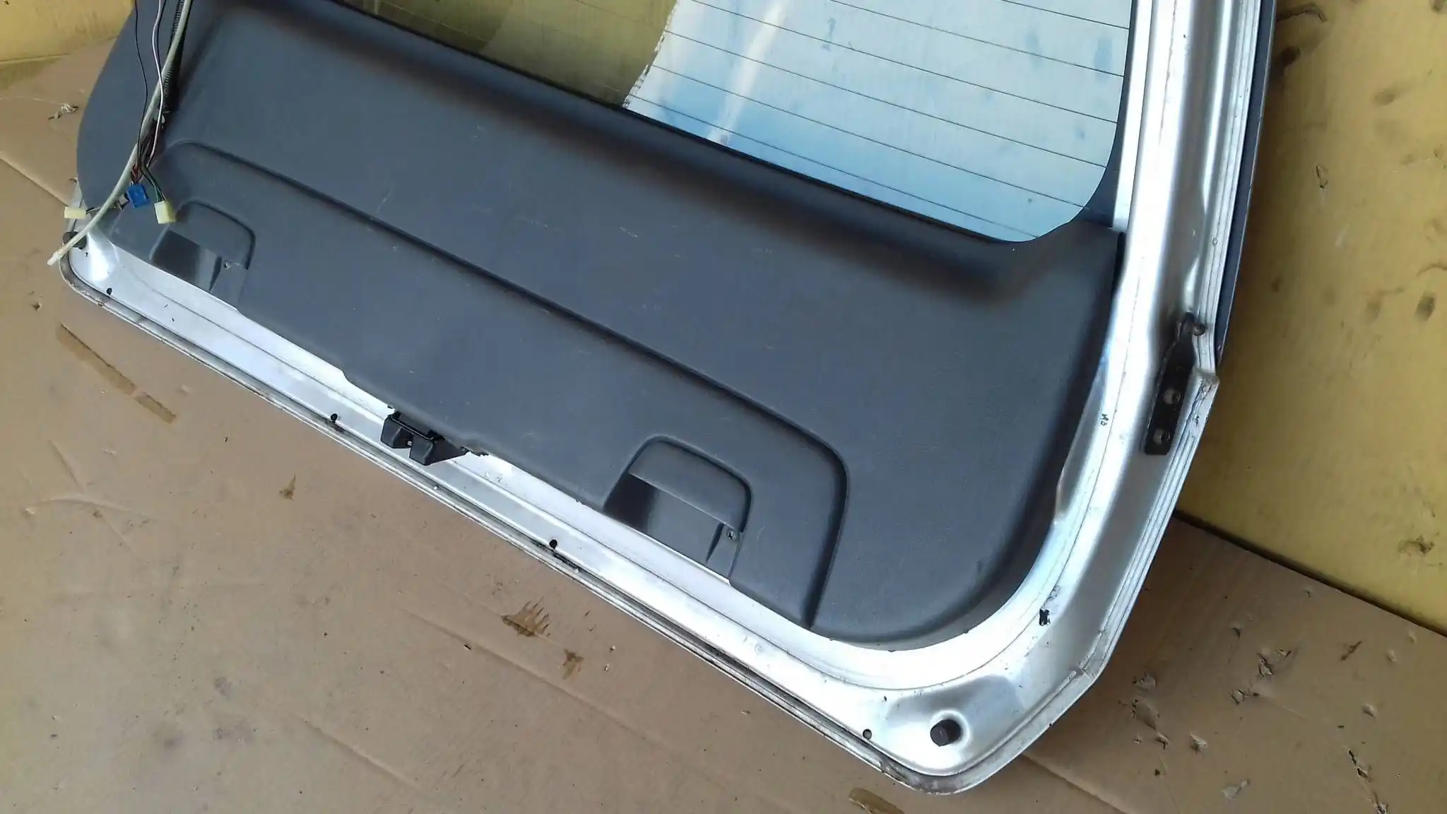 KLAPA TYŁ TYLNA SUZUKI IGNIS I 00-06