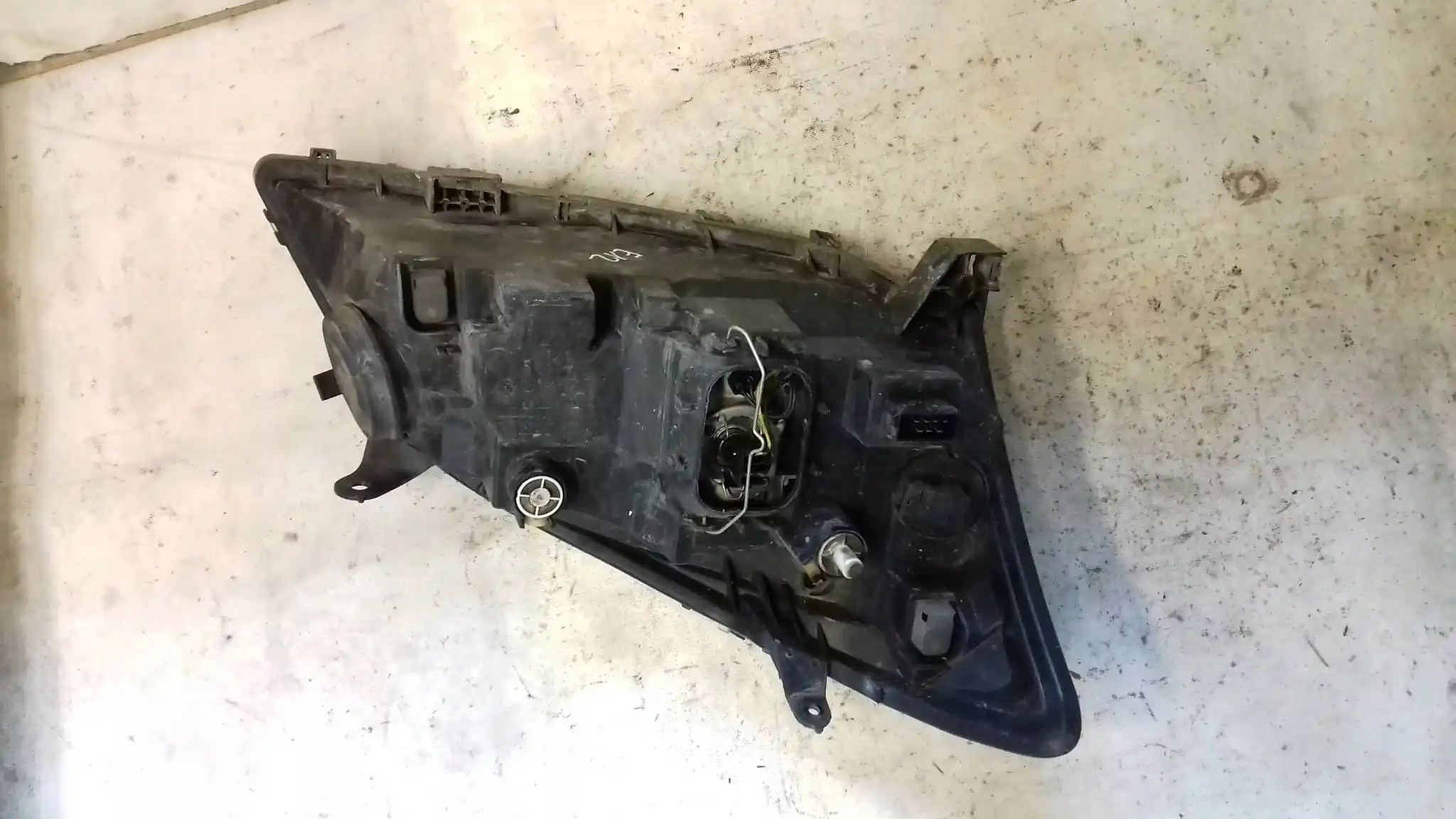 LAMPA LEWY PRZÓD PRZEDNIA 8115002150 TOYOTA COROLLA E12 01-04