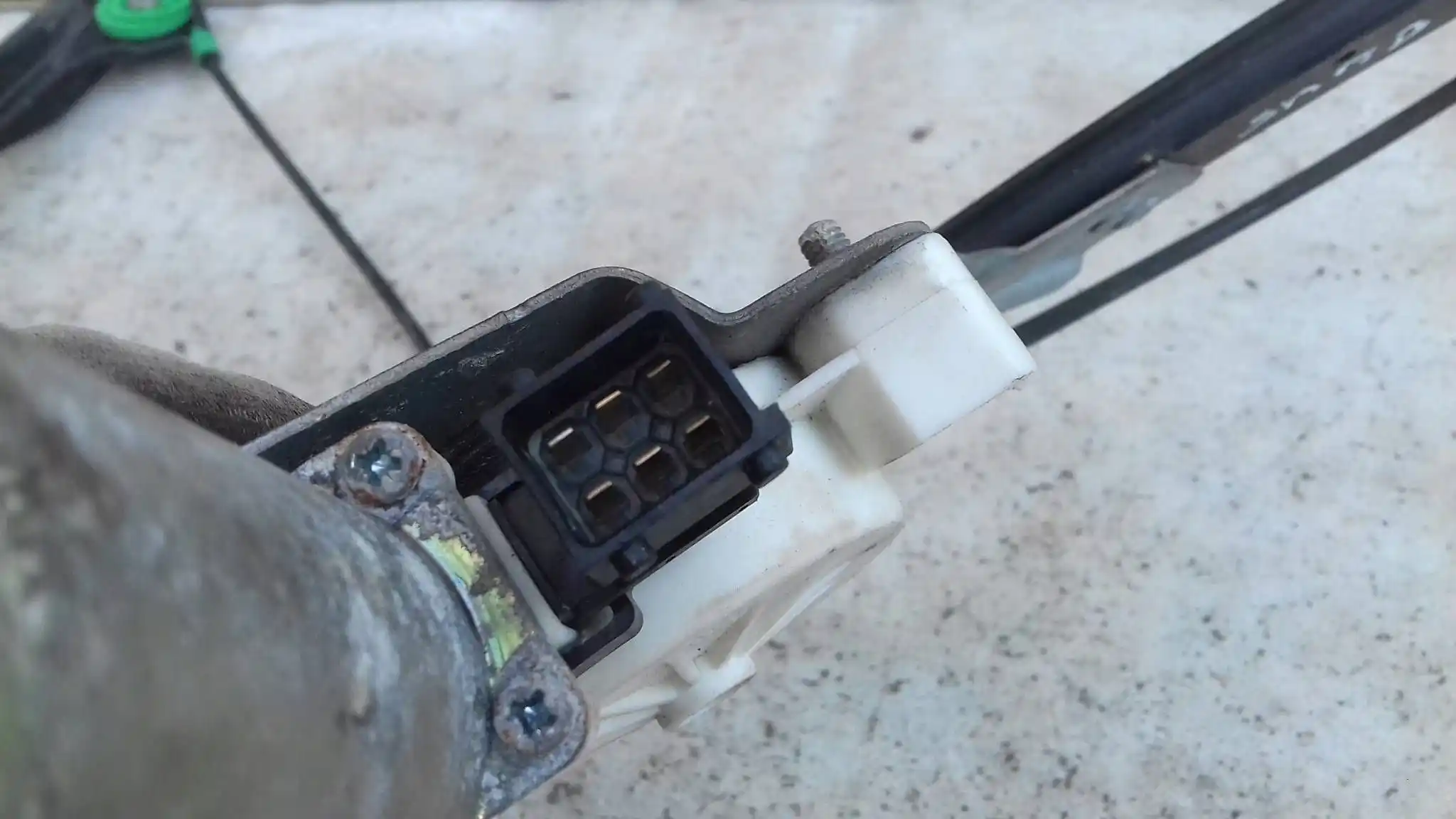 MECHANIZM SILNICZEK SZYBY LEWY PRZÓD 6 PIN SAAB 9-3 93 II KOMBI 02-