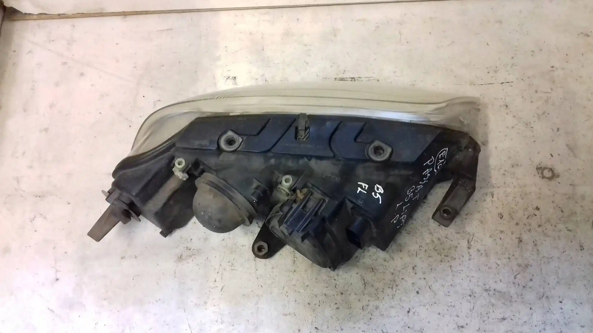 LAMPA LEWY PRZÓD PRZEDNIA 3B0941015AK VW PASSAT B5 LIFT 00-05