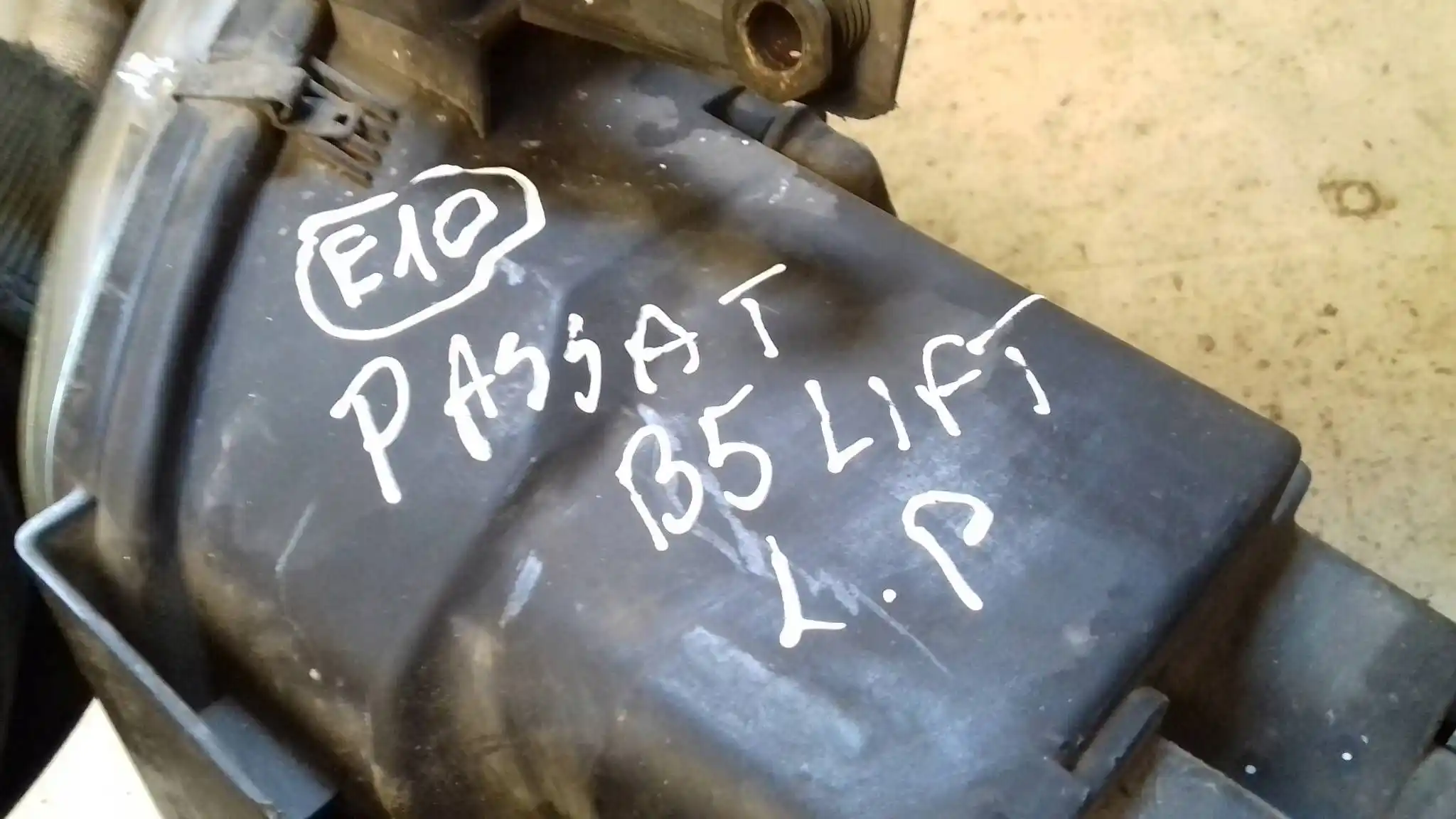 LAMPA LEWY PRZÓD PRZEDNIA 3B0941015AK VW PASSAT B5 LIFT 00-05