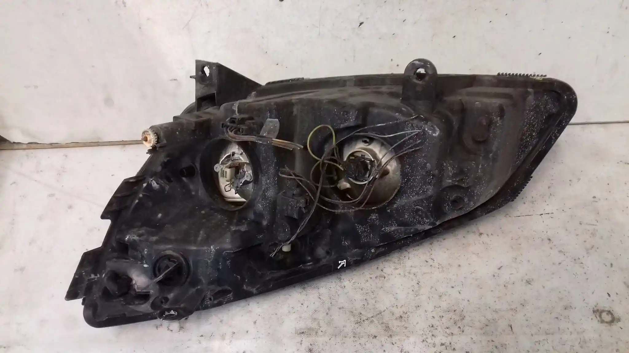 LAMPA PRAWY PRZÓD PRZEDNIA RENAULT SCENIC II 03-06