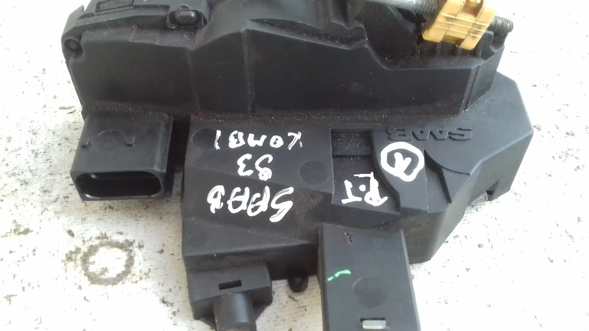 ZAMEK DRZWI LEWY TYŁ 12759695 4 PIN SAAB 9-3 93 II KOMBI 02-