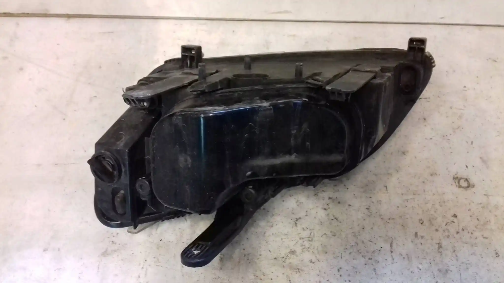 LAMPA PRAWY PRZÓD PRZEDNIA FORD C-MAX MK1 03-06