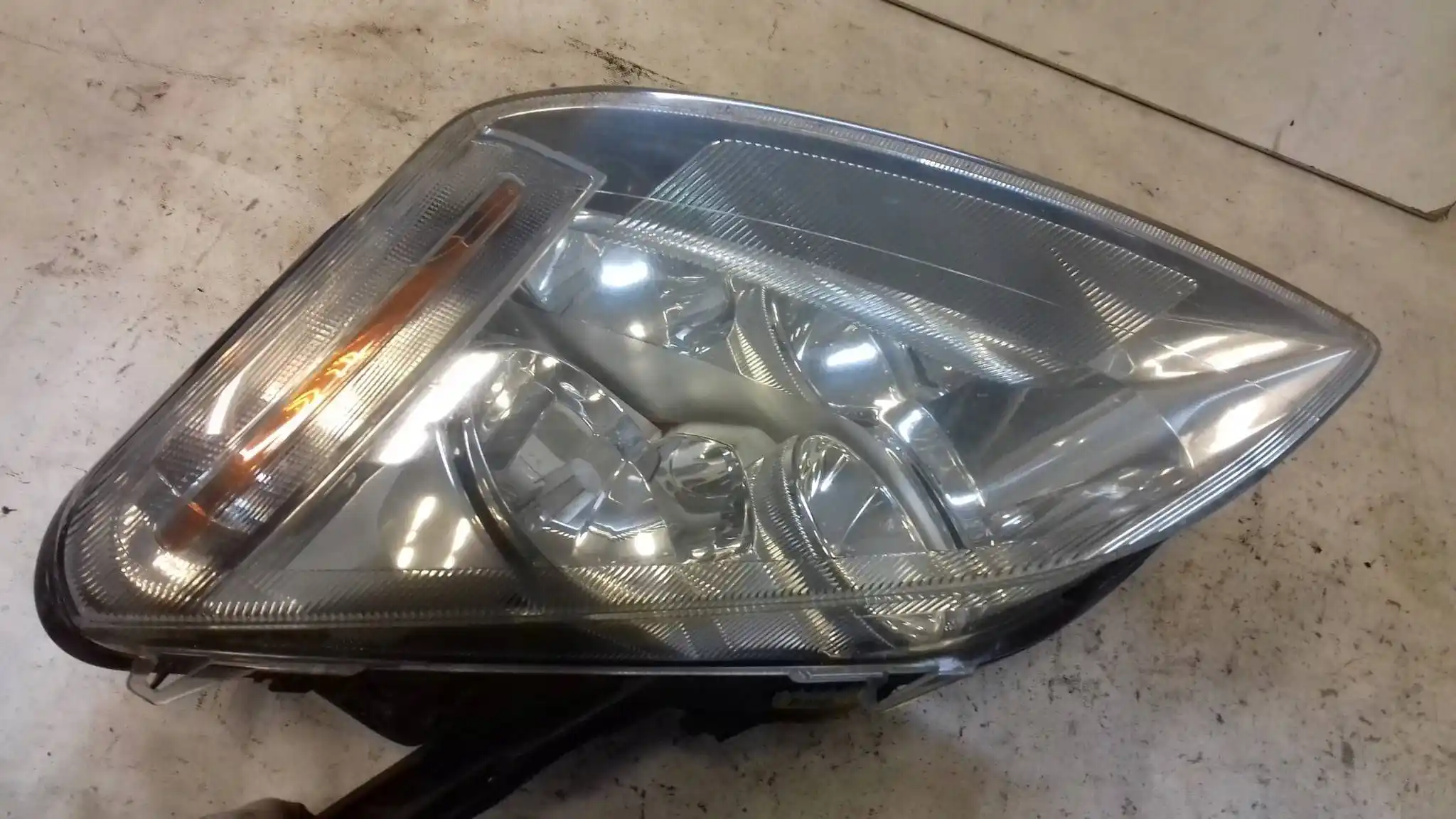 LAMPA LEWY PRZÓD PRZEDNIA FORD C-MAX MK1 03-06
