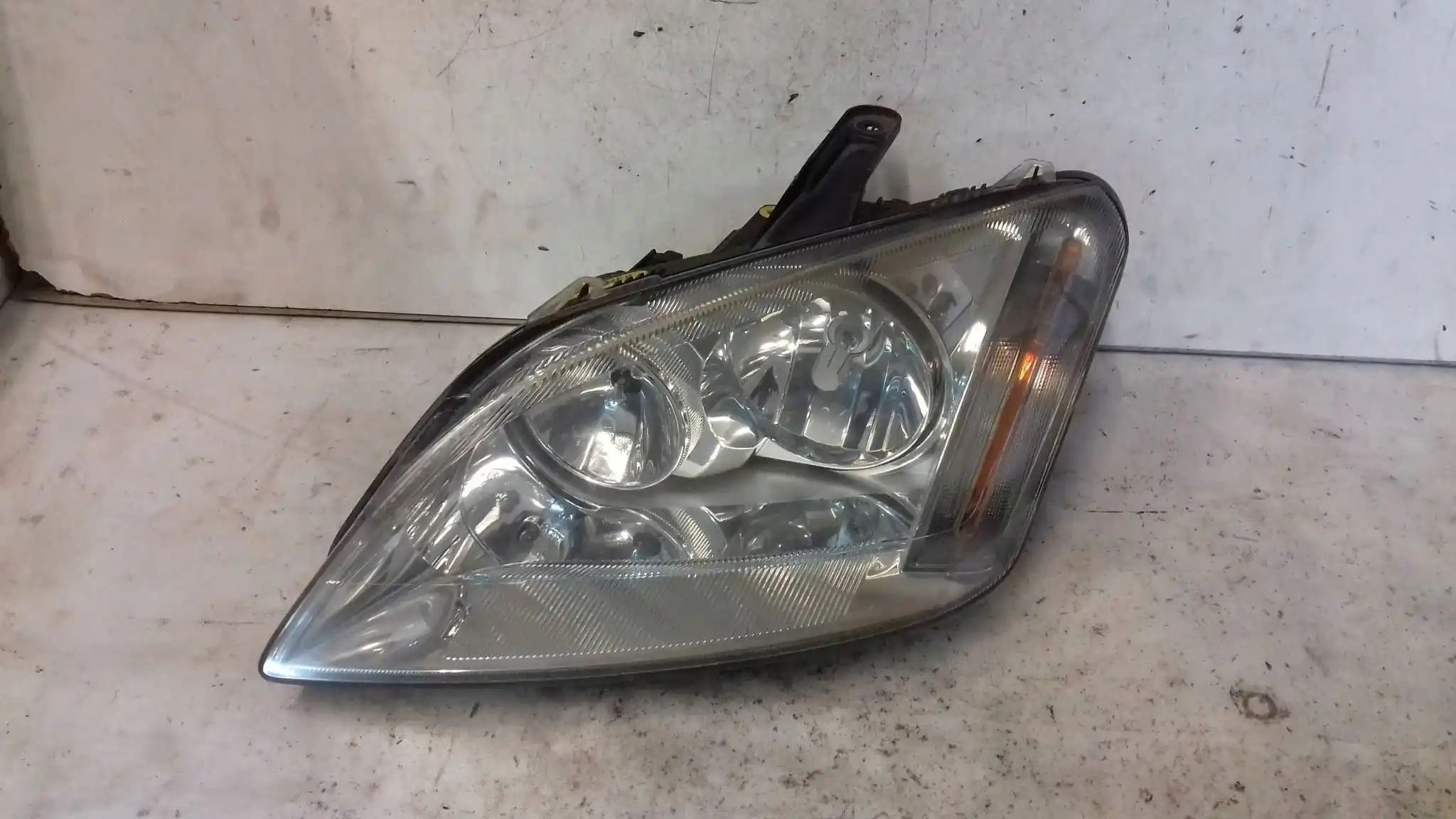 LAMPA LEWY PRZÓD PRZEDNIA FORD C-MAX MK1 03-06