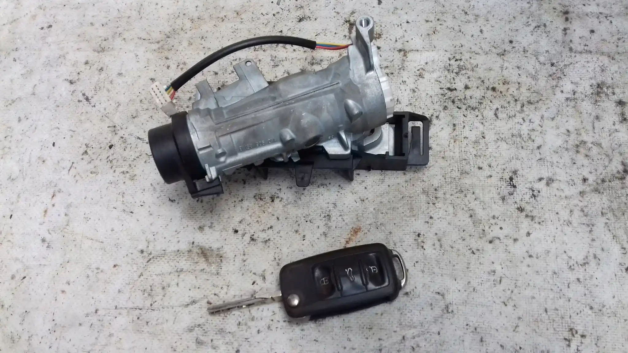 KOMPUTER 5WP4078801 06A906033NT ZESTAW IMMO SKODA OCTAVIA II 1.6 8V 04-13