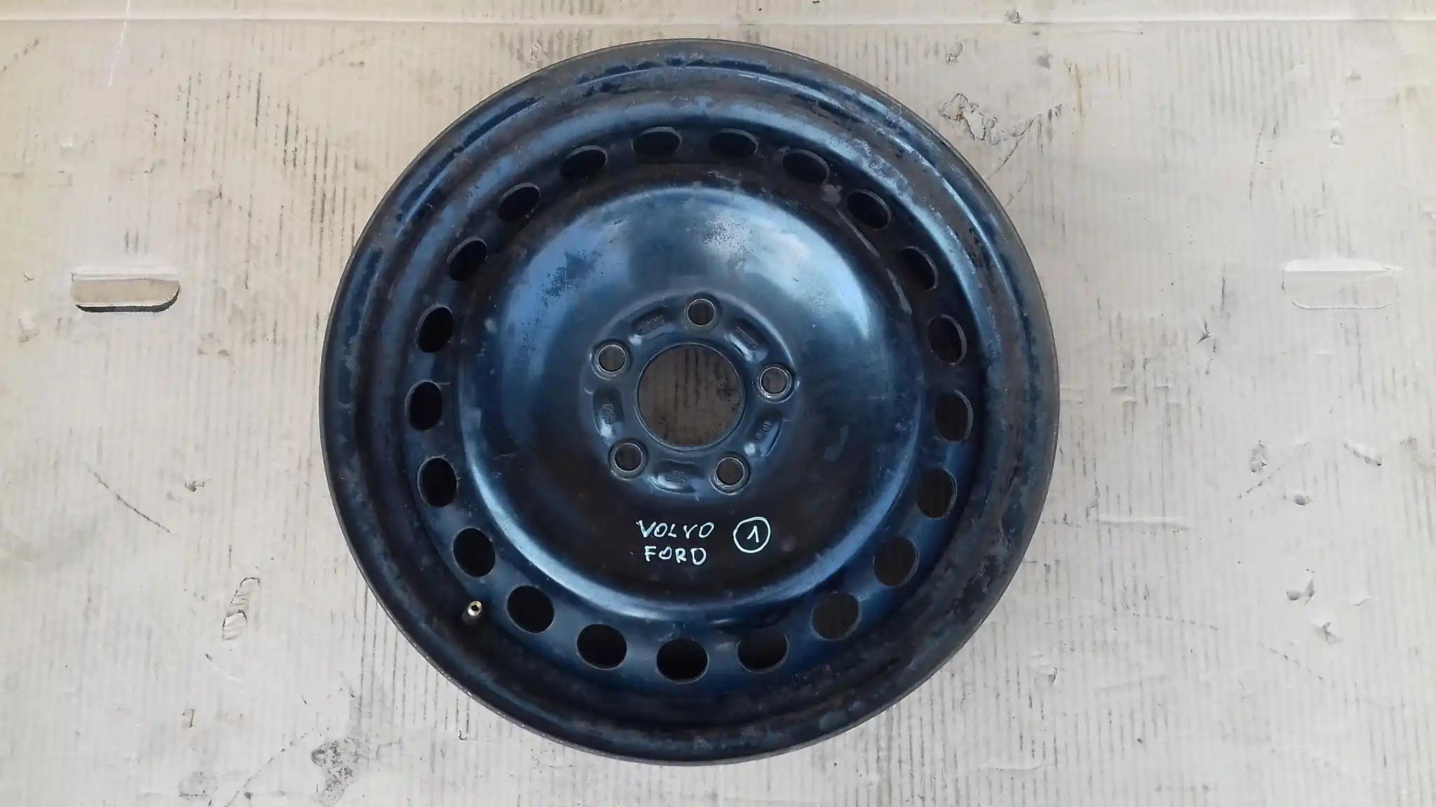 FELGA STALOWA FORD VOLVO 6,5Jx16'' 5x108 ET52,5