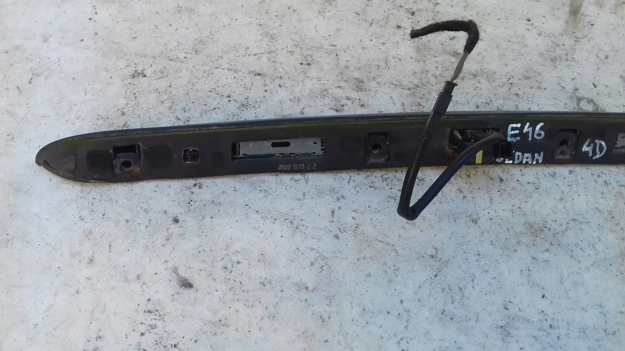 BLENDA KLAPY TYŁ MIKROSTYK KLAMKA BMW 3 E46 SEDAN 4D LIFT 01-05