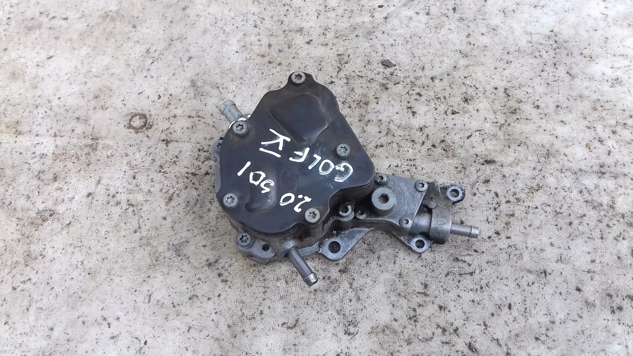 VACUM POMPA PALIWA 038145209E VW GOLF V SEAT AUDI SKODA 2.0 SDI