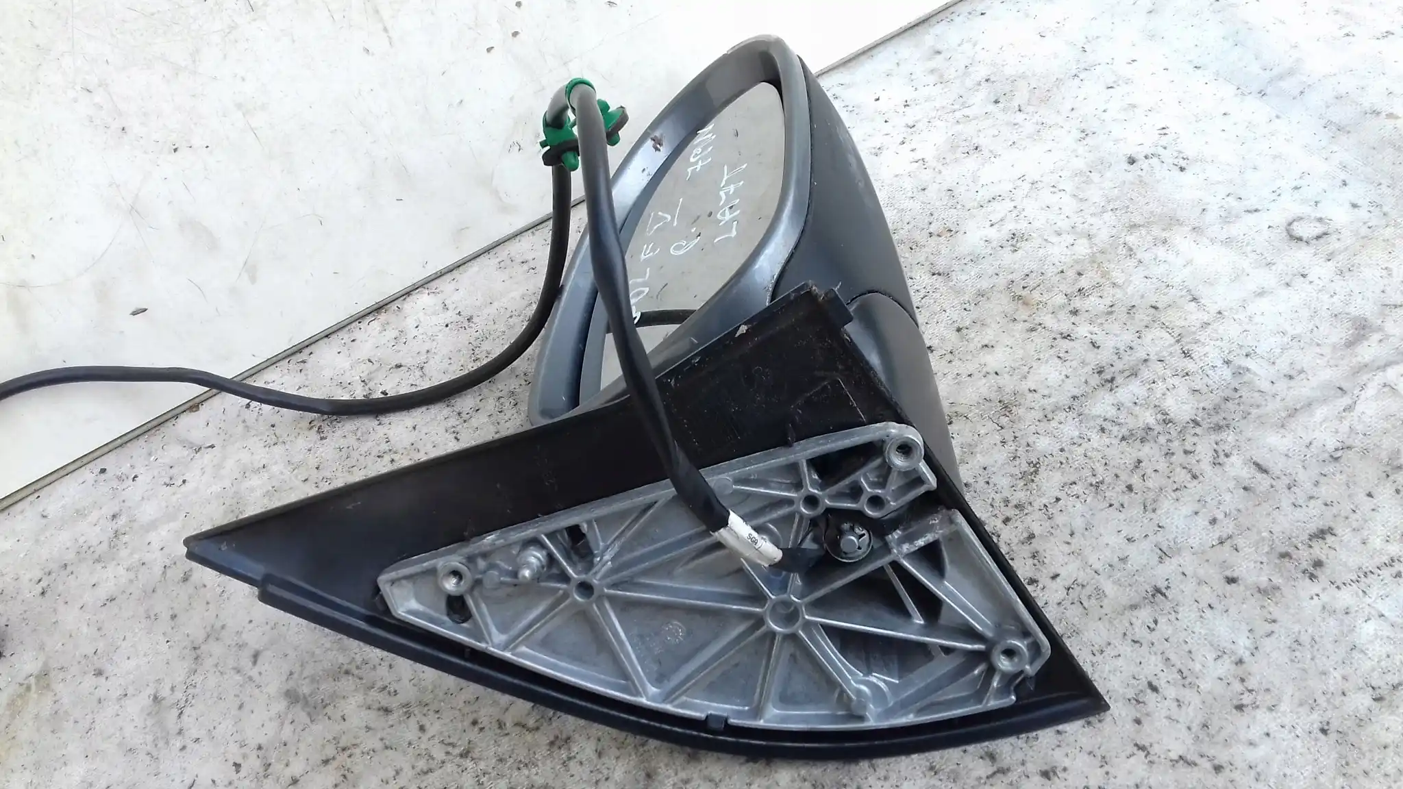 LUSTERKO PRAWE ELEKTRYCZNE 7 PIN VW GOLF V 03-09 LA7T