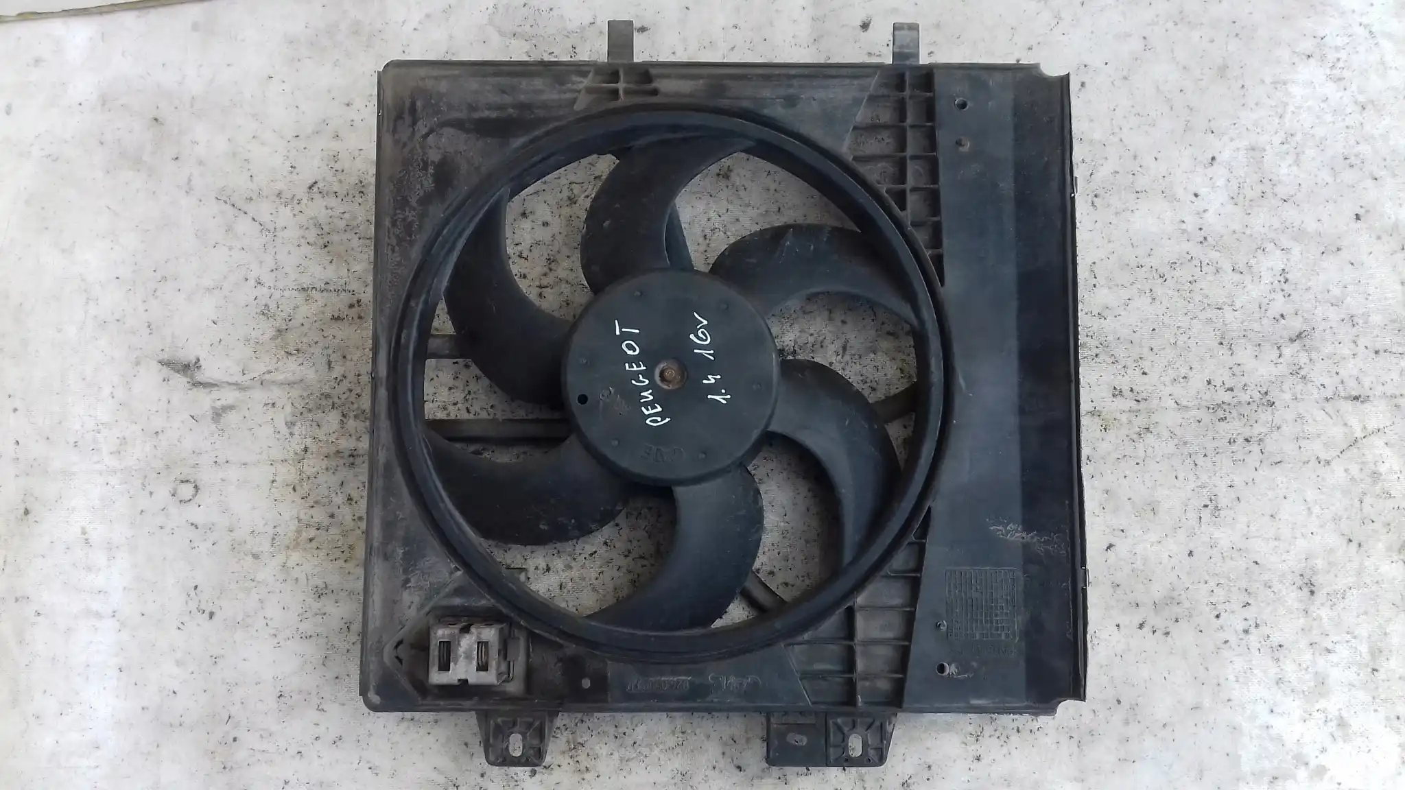 WENTYLATOR CHŁODNICY 9653804080 PEUGEOT 207 1.4 1.6 16V 06-