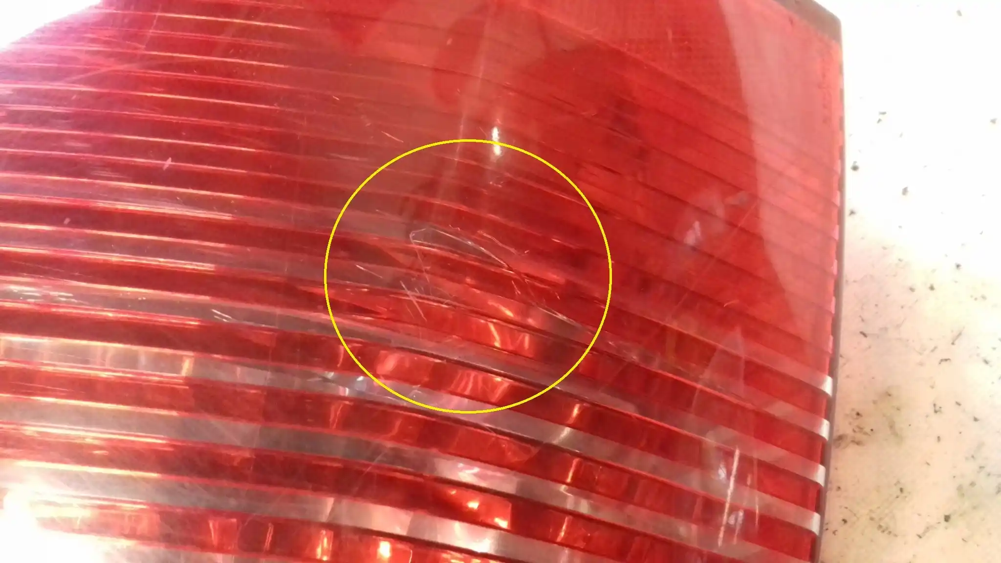 LAMPA PRAWY TYŁ TYLNA PEUGEOT 407 SW KOMBI 04-