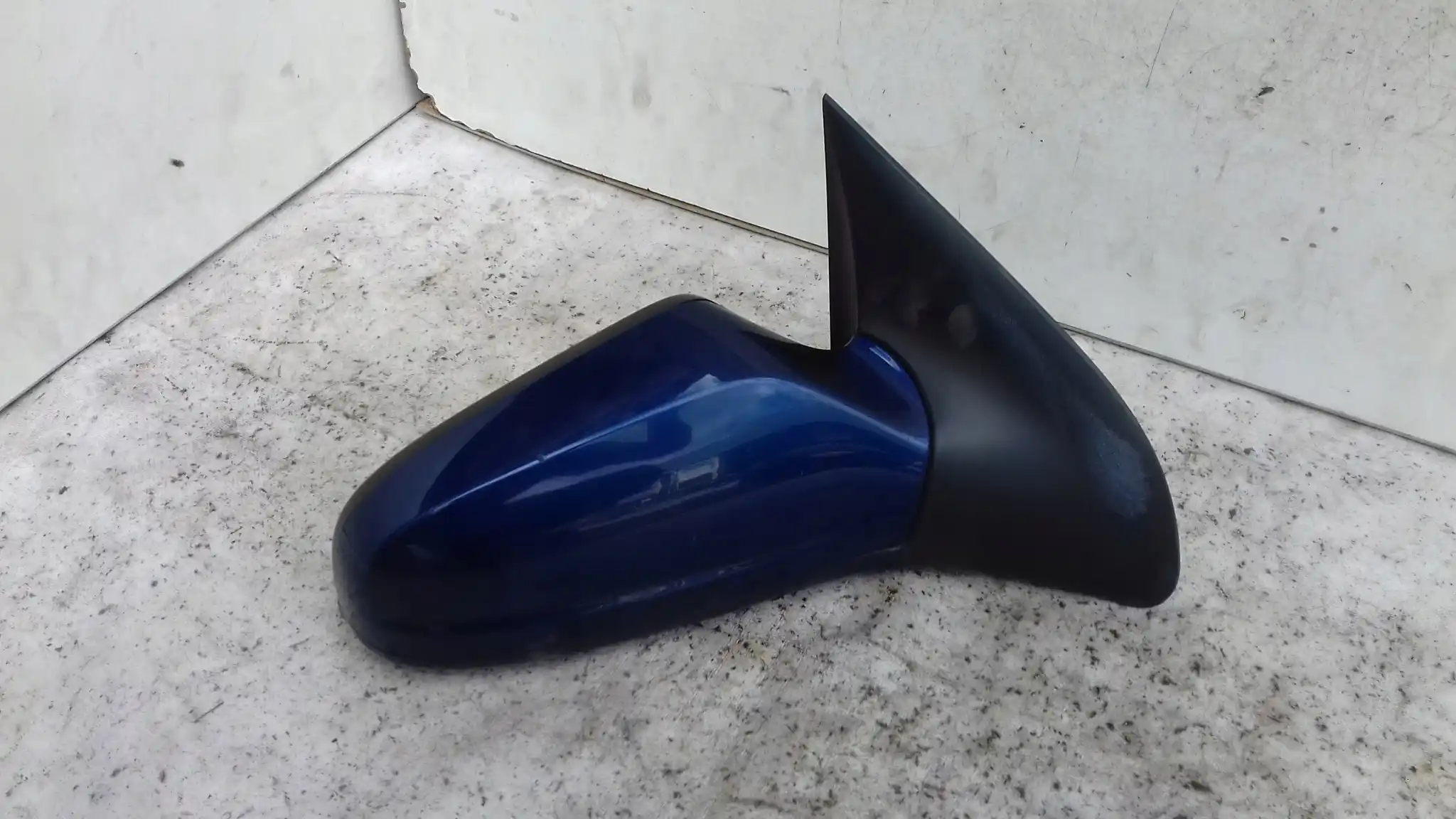 LUSTERKO PRAWE ELEKTRYCZNE 5PIN 13140674 OPEL ASTRA H HB 3D GTC 04-06 Z21B
