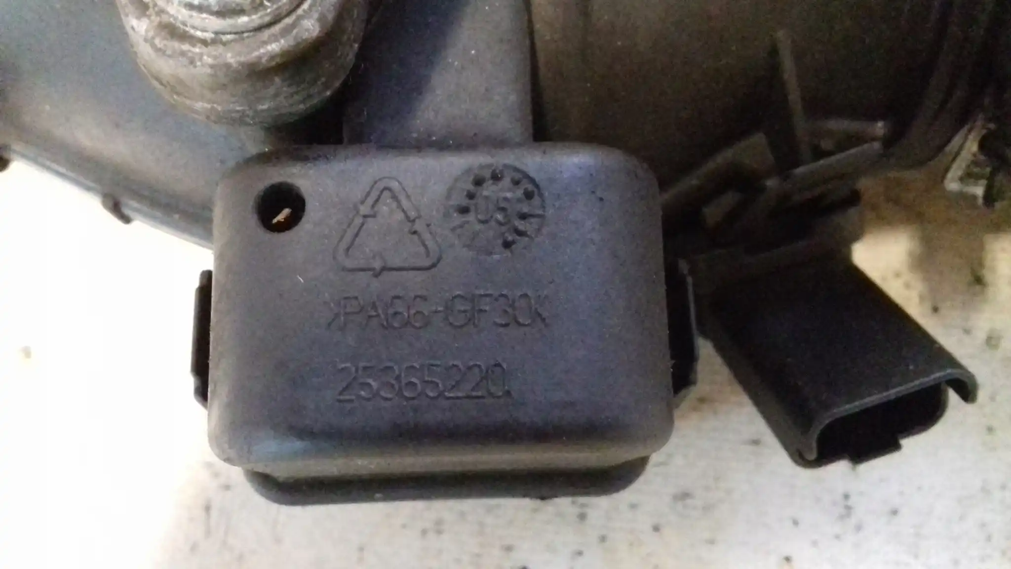 PRZEPUSTNICA 9660030480 KOELKTOR SSĄCY 9653808680 PEUGEOT 307 1.6 HDI