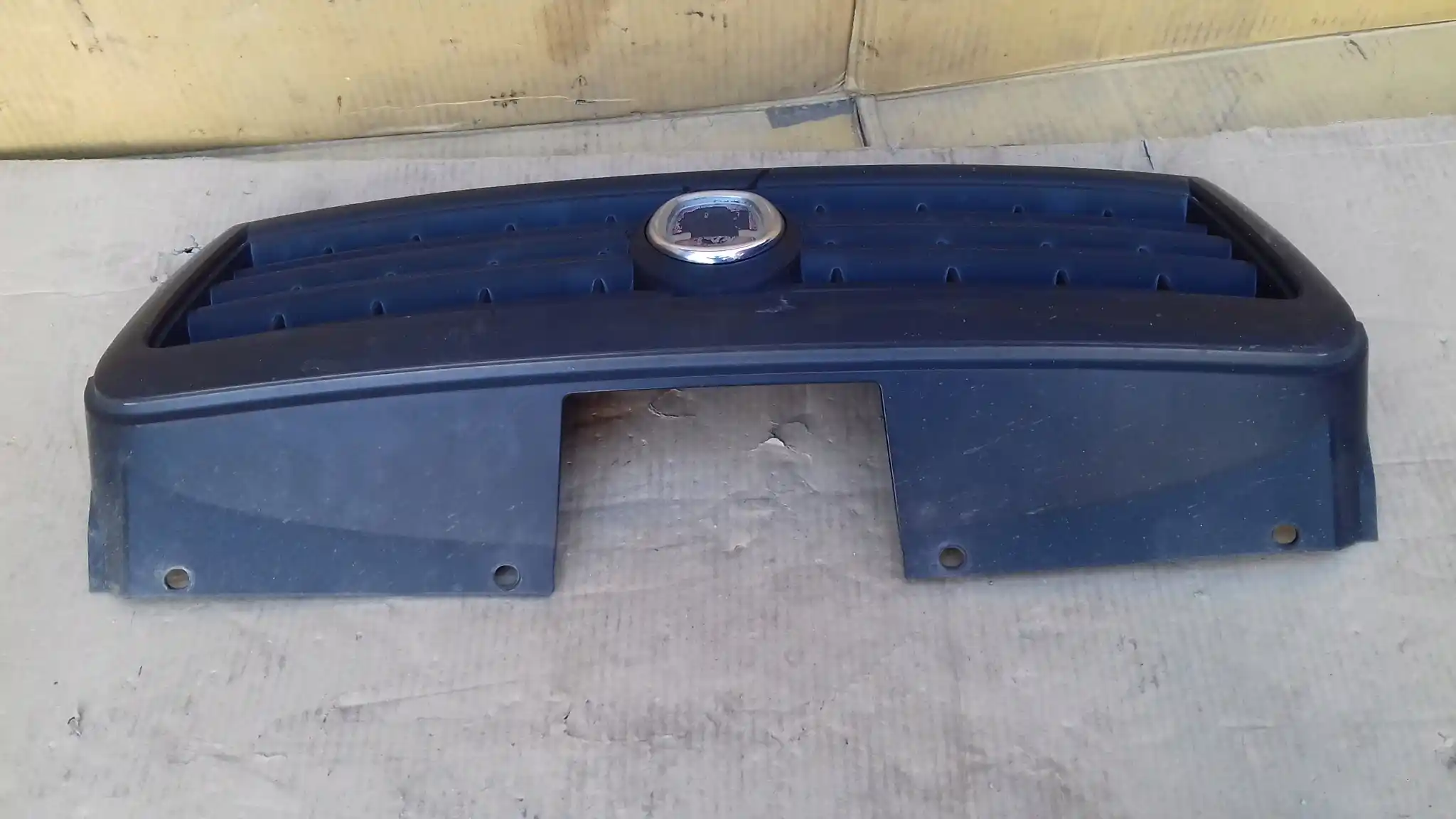GRILL ATRAPA CHŁODNICY 735395576 FIAT DOBLO I LIFT 04-10