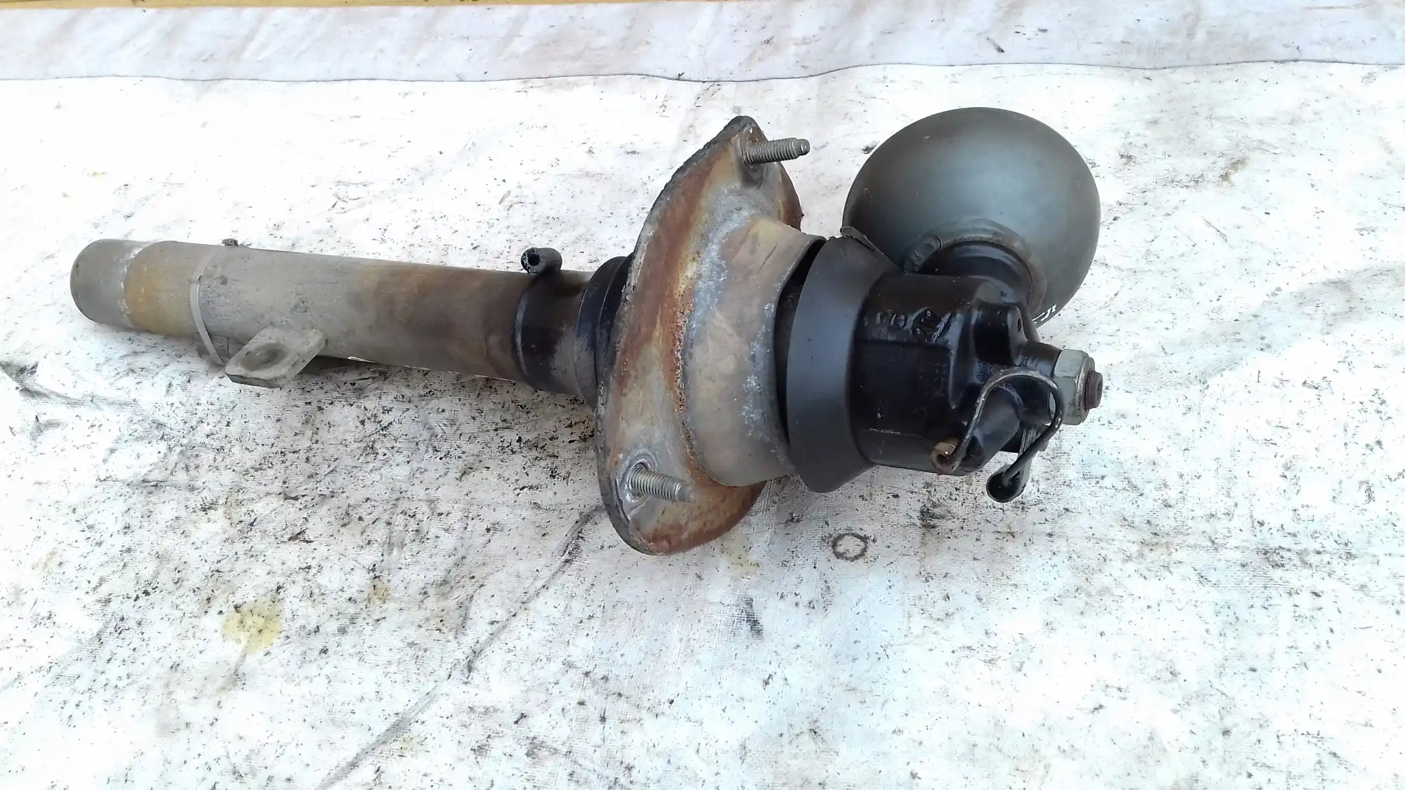 AMORTYZATOR HYDRO HYDRAULICZNY LEWY PRZÓD CITROEN C5 II 04-08